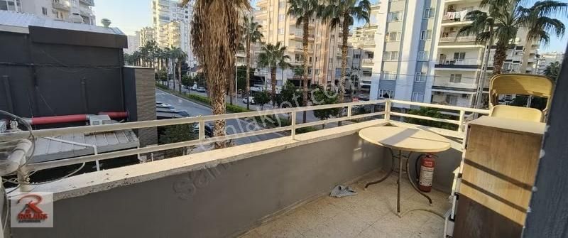 Menderes Mahallesi Ultra Geniş Kiralık 3+1 Bağımsız Mutfak - Görsel 11