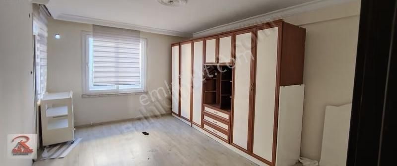 Menderes Mahallesi Ultra Geniş Kiralık 3+1 Bağımsız Mutfak - Görsel 10
