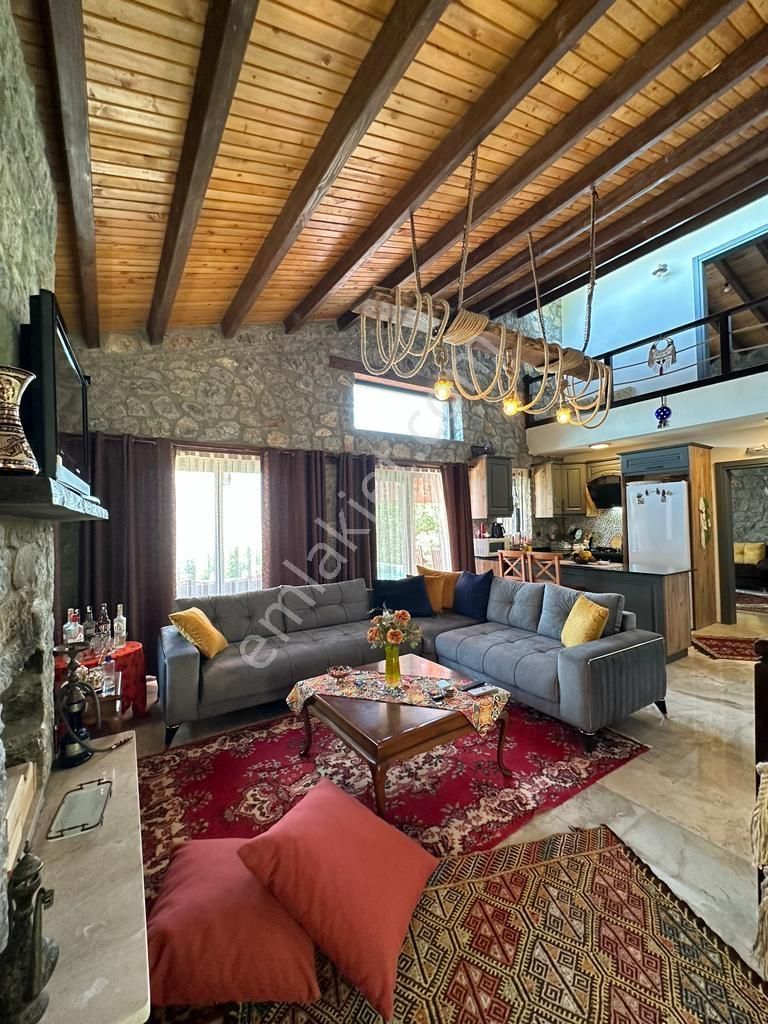 Stoptan Yakaköy 1323m² Arsa Paylı Deniz Ve Doğa Manzaralı 3+1 - Görsel 16