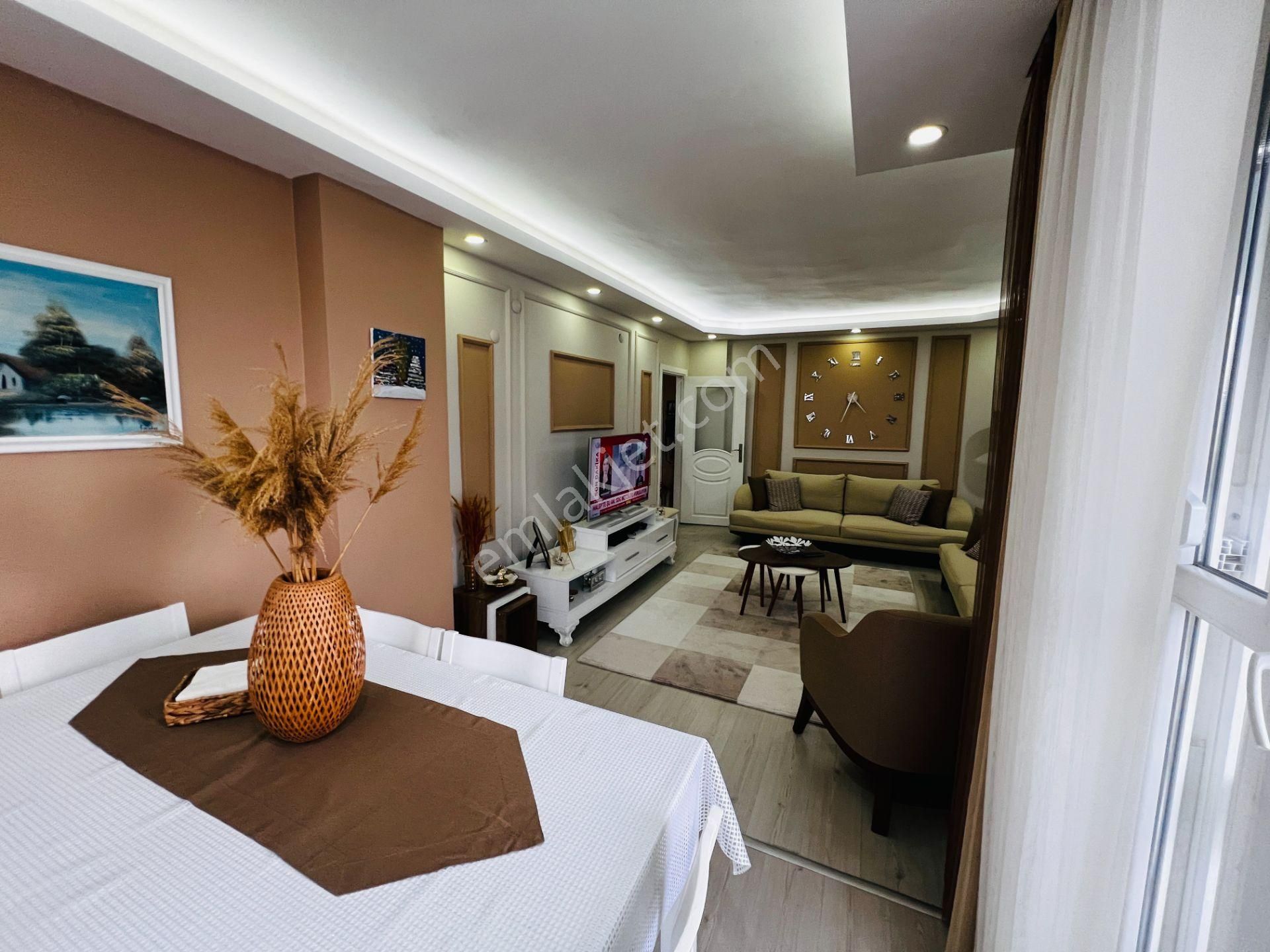 İçi Lüks Yapılı Ayrı Mutfaklı Geniş 2+1 Daire - Görsel 3