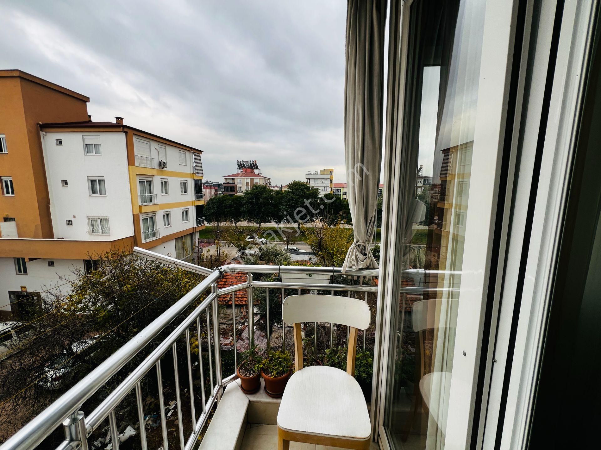 İçi Lüks Yapılı Ayrı Mutfaklı Geniş 2+1 Daire - Görsel 19