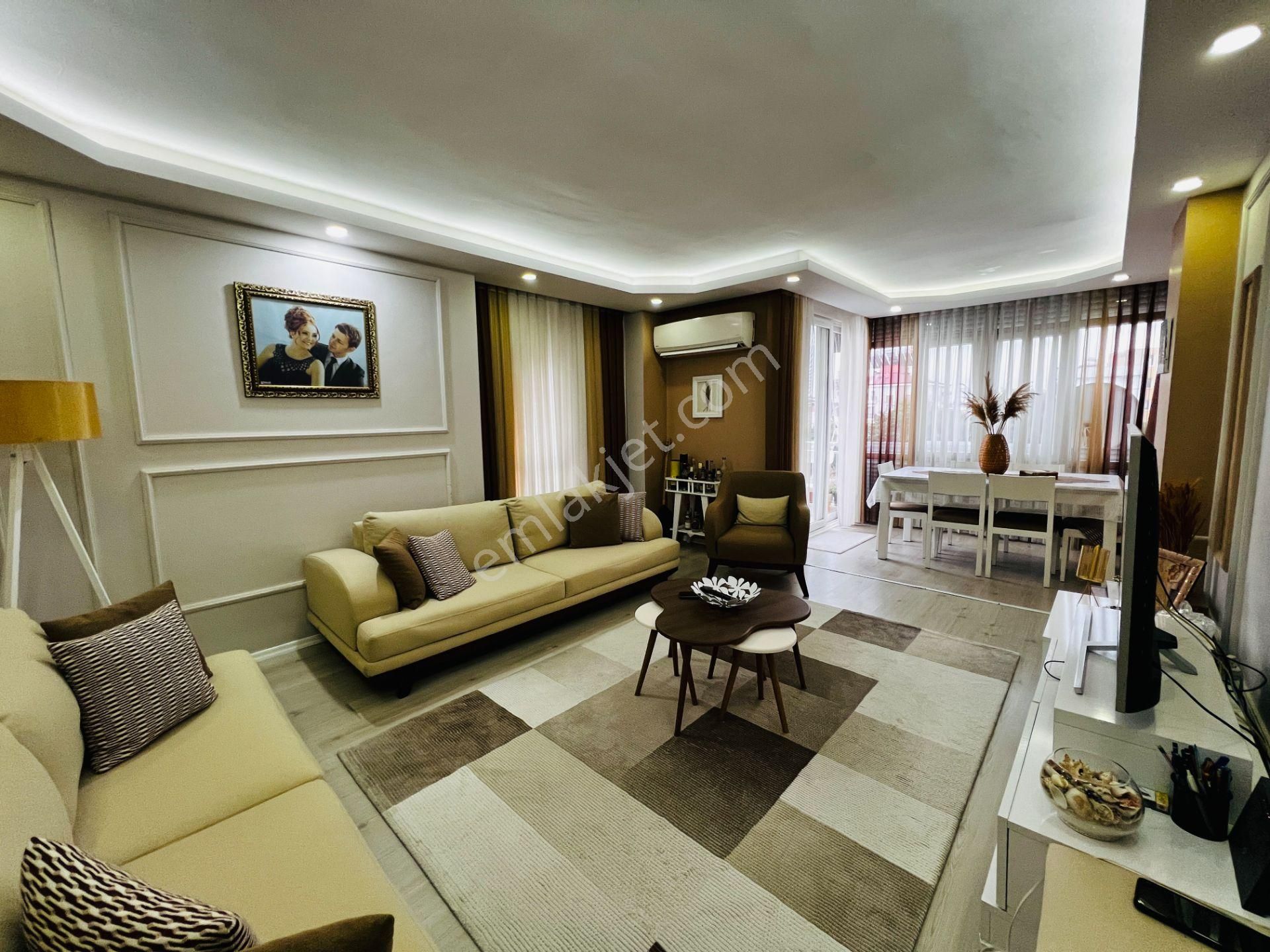 İçi Lüks Yapılı Ayrı Mutfaklı Geniş 2+1 Daire