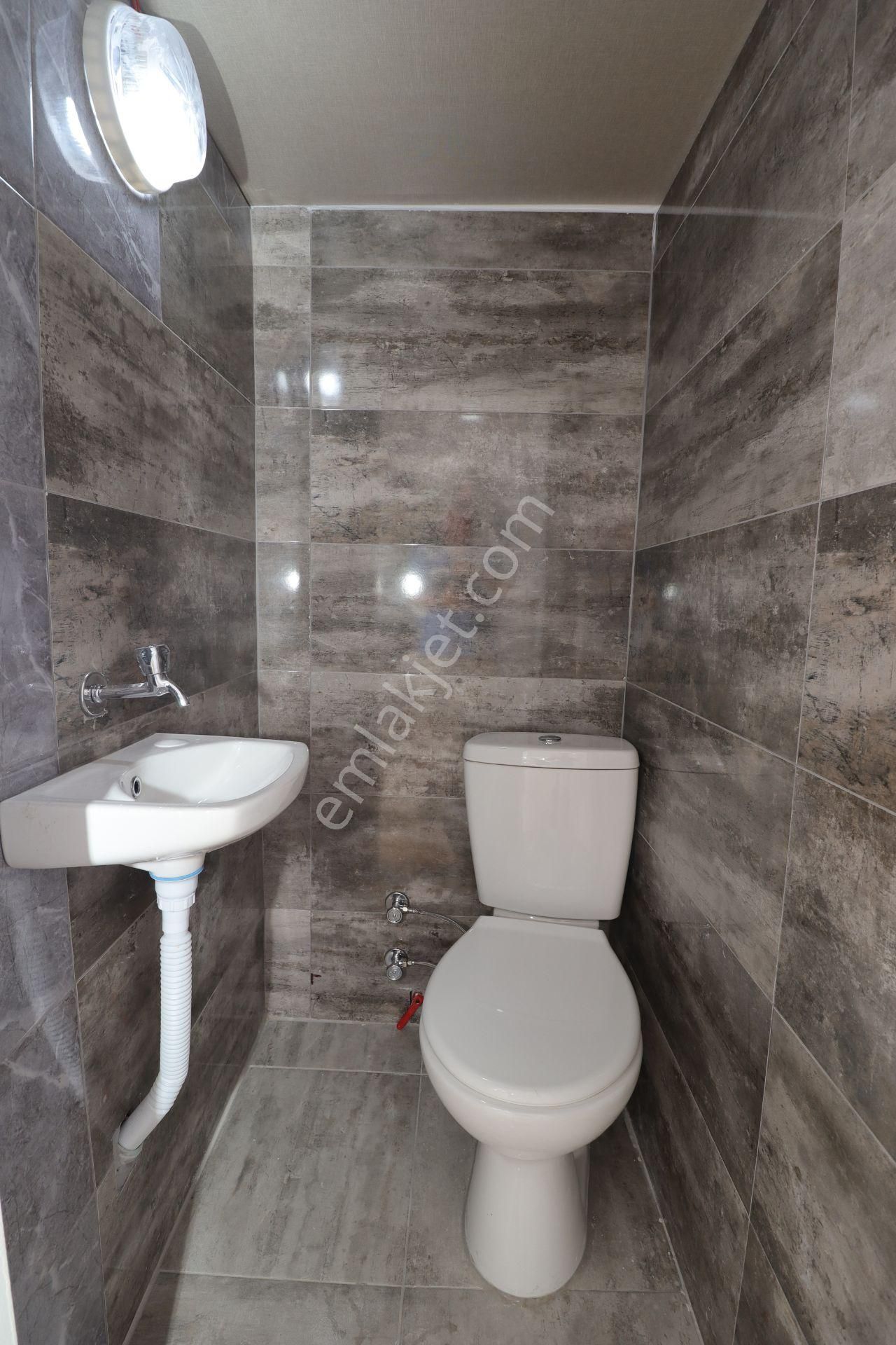 Akif'ten Topçu'da 1521. Cadde Üzerinde 20 M2 Satılık İşyeri/büro - Görsel 6