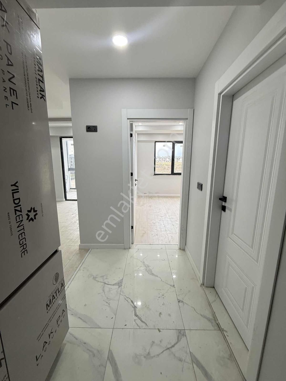 Akkaya İnşaattan Rumelide Y.ısıtmalı, K.balkonlu Kiralık 1+1 - Görsel 14