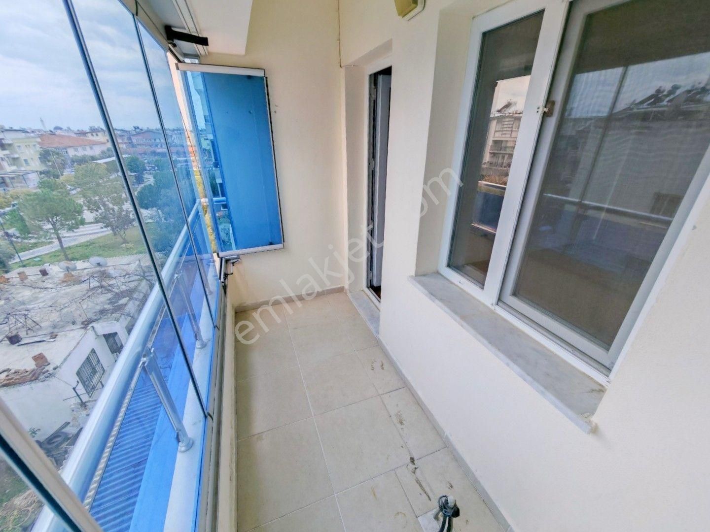 Didim Merkezde Satılık 3+1 Ayrı Mutfak Arakat Geniş Daire - Görsel 6