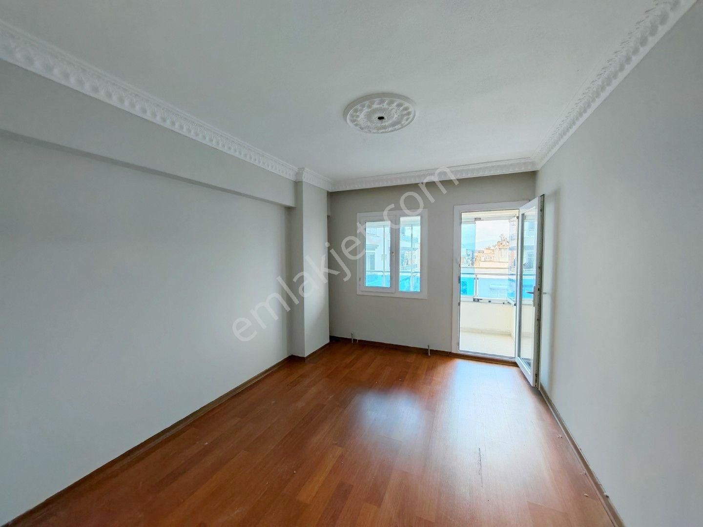 Didim Merkezde Satılık 3+1 Ayrı Mutfak Arakat Geniş Daire - Görsel 12