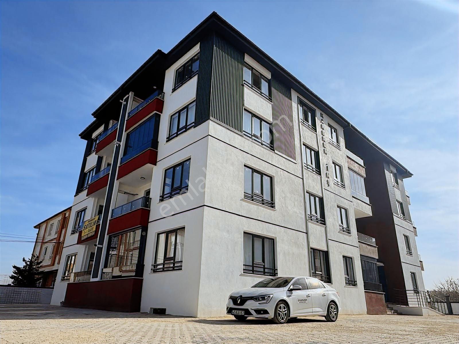 Erenlerde Yeni Binada Fırsat Fiyatlı 3+1 Ara Kat !