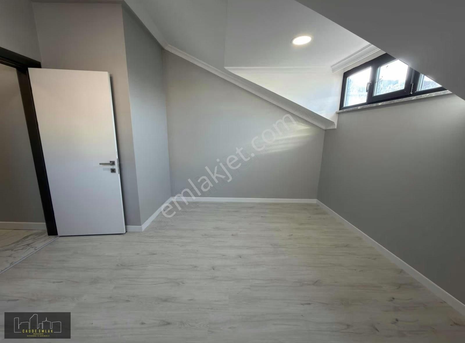 Cadde Emlak Yenimahalle Sıfır 1. Sınıf İşçilik 3+2 Dublex Daire - Görsel 9