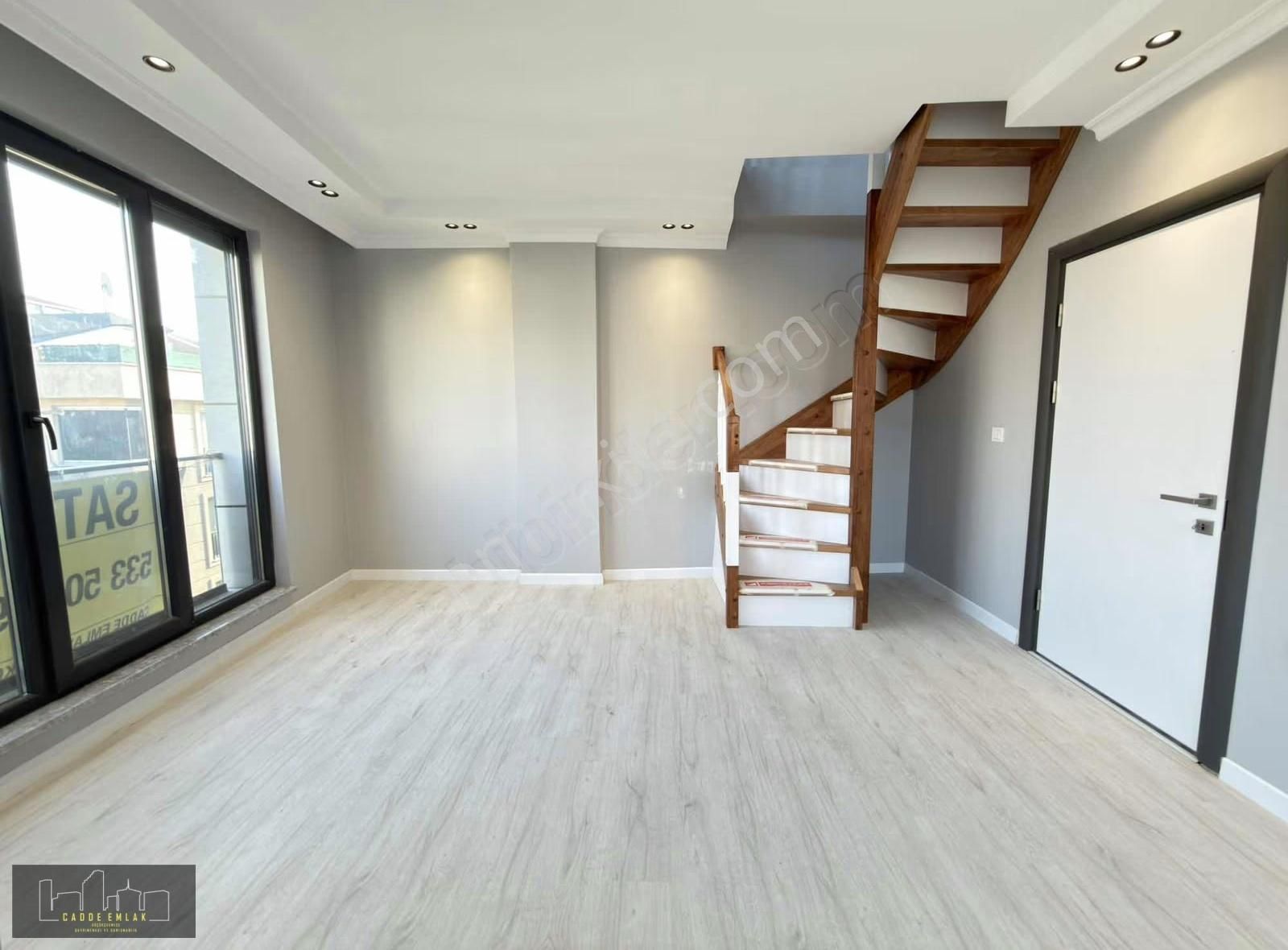 Cadde Emlak Yenimahalle Sıfır 1. Sınıf İşçilik 3+2 Dublex Daire