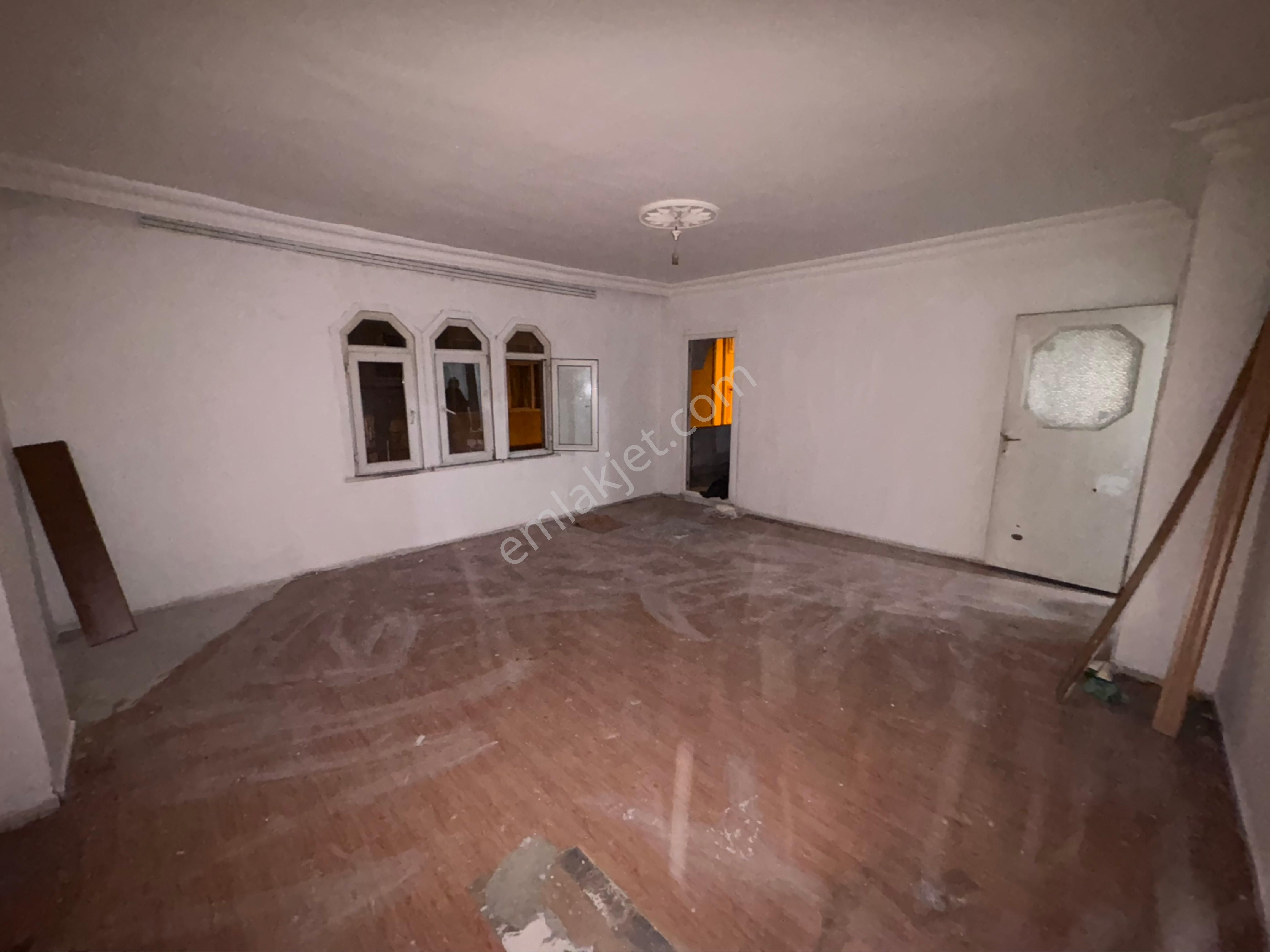 Emir Emlak’dan 3+1 1 Kat Daire Mutfak Dolabı Yapılıyor Çift Balkonlu Yabancıya Uygun - Görsel 12