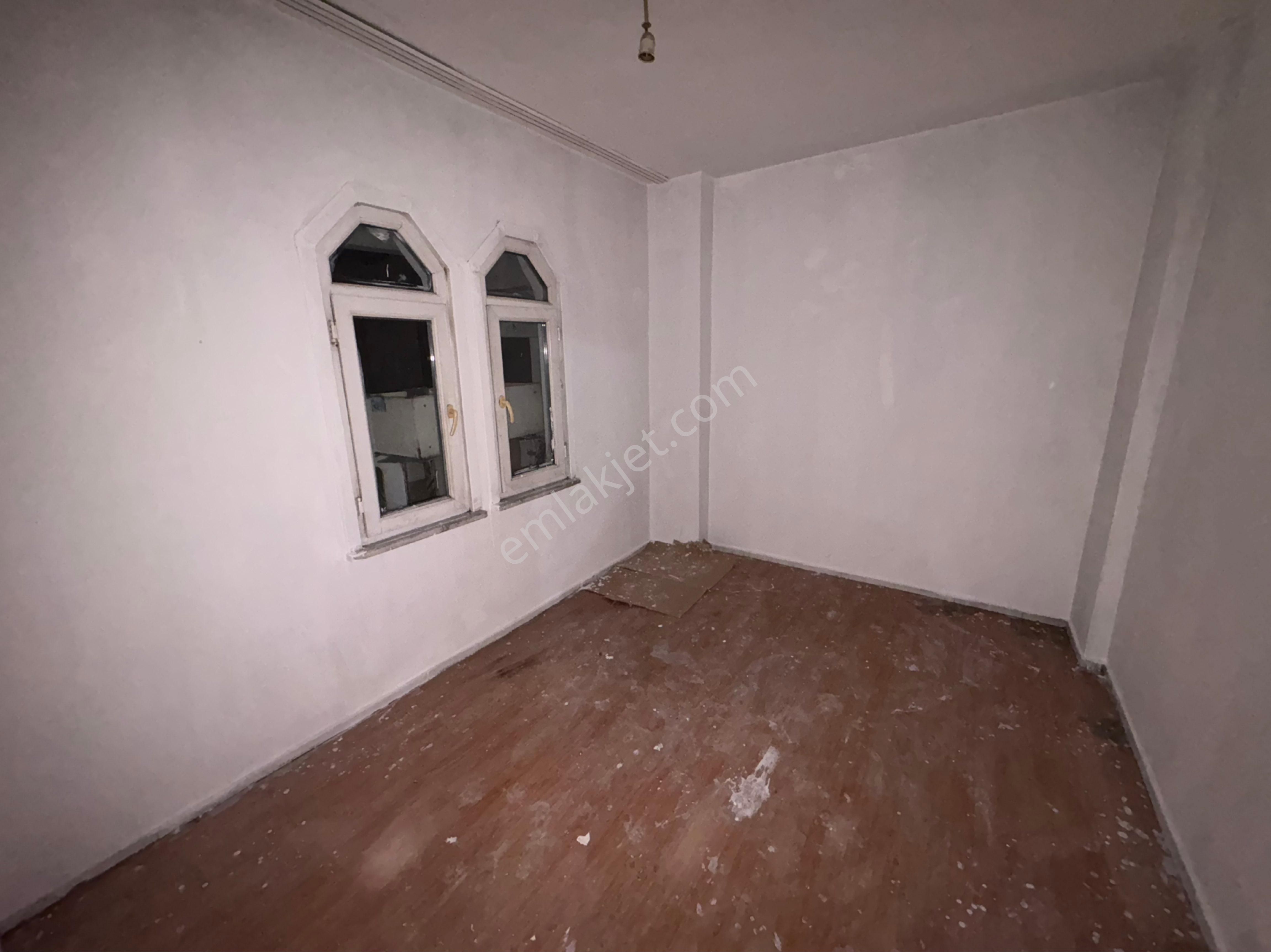 Emir Emlak’dan 3+1 1 Kat Daire Mutfak Dolabı Yapılıyor Çift Balkonlu Yabancıya Uygun - Görsel 8