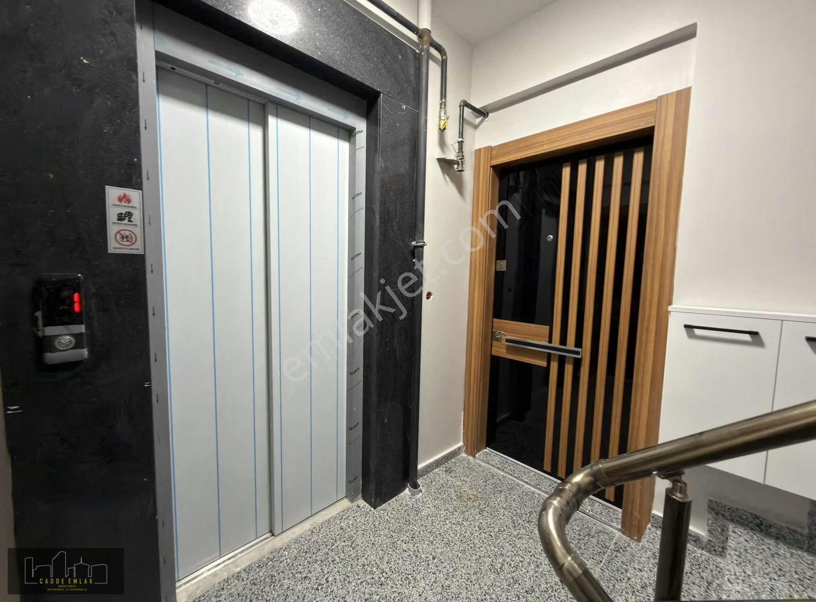 Cadde Emlak Yenimahalle Sıfır Marmaraya Yakın Ara Kat Lüx Daire - Görsel 10