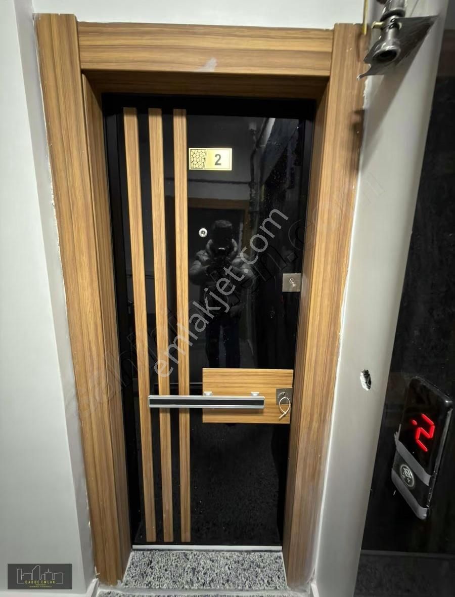 Cadde Emlak Tepeüstü 4 Tarafı Açık Ferah Sıfır 1+1 Bahçe Katı - Görsel 12