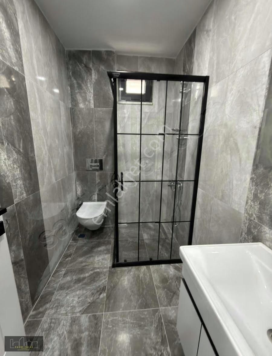 Cadde Emlak Tepeüstü 4 Tarafı Açık Ferah Sıfır 1+1 Bahçe Katı - Görsel 5