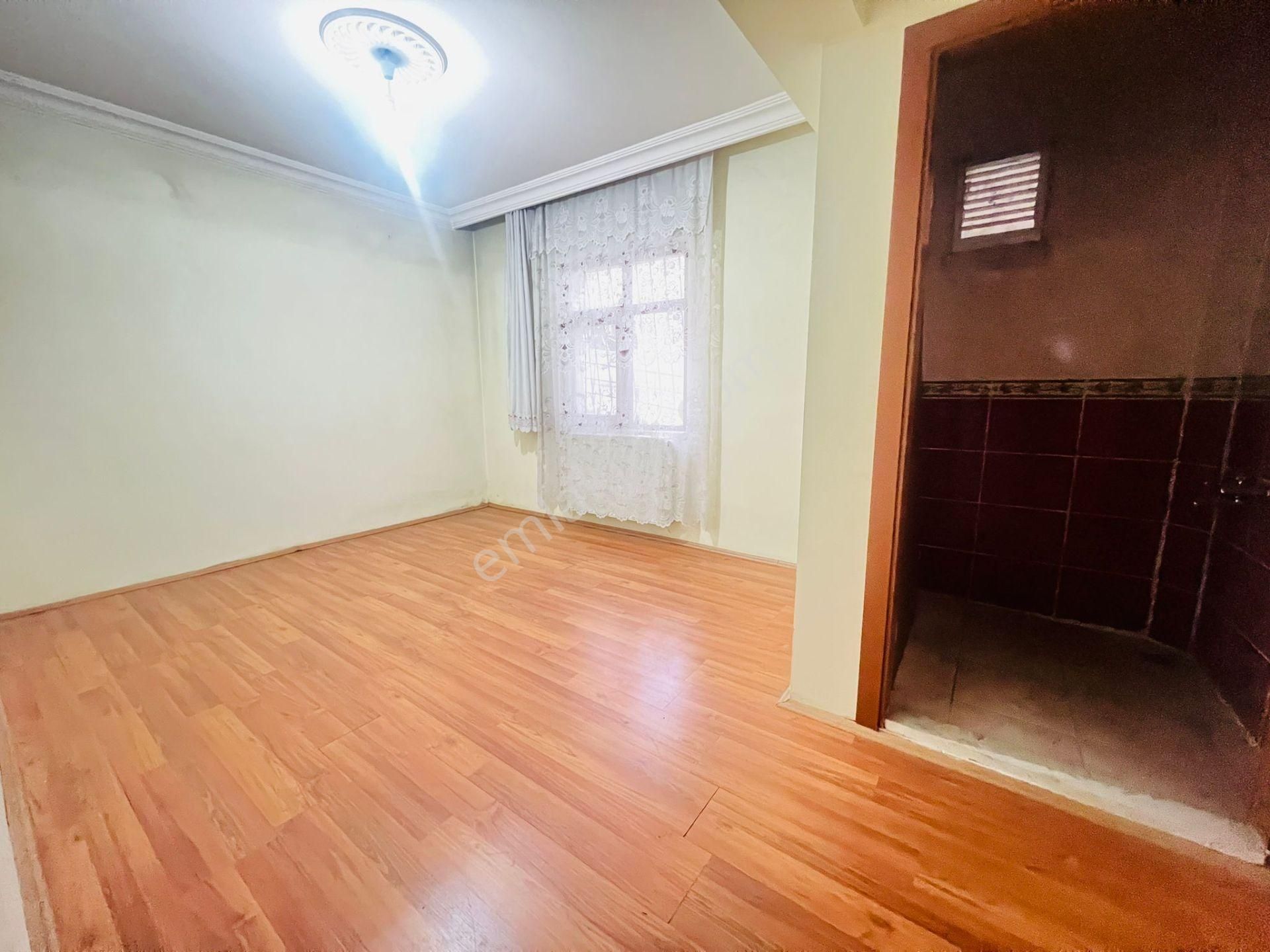 3+1 Kiralık Fırsat Küvetli Ferah Daire Fırsat Fiyata - Görsel 12