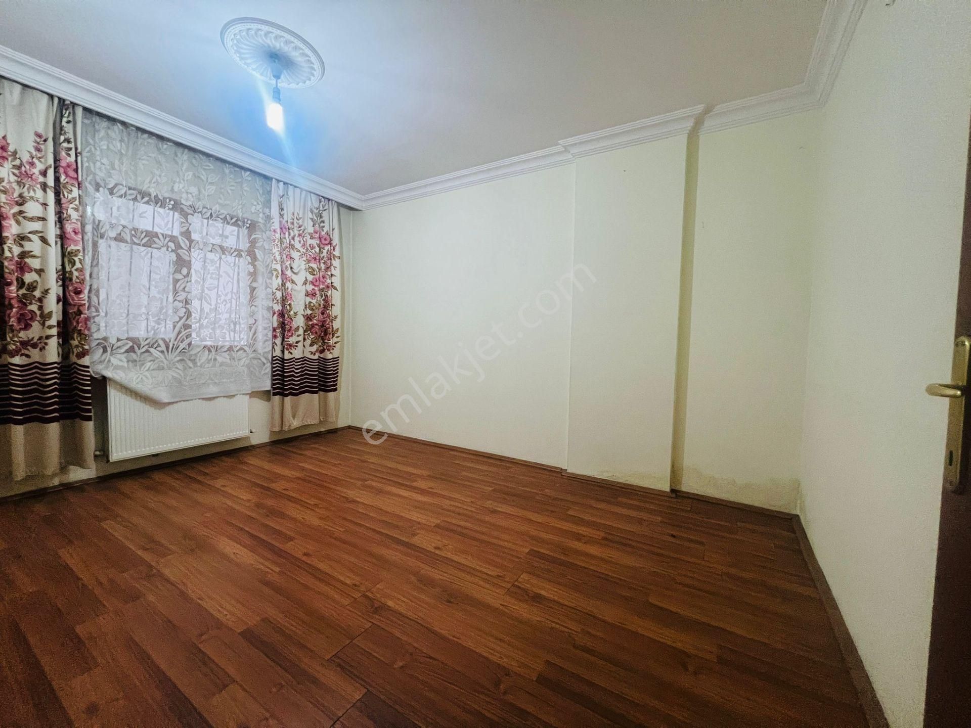 3+1 Kiralık Fırsat Küvetli Ferah Daire Fırsat Fiyata - Görsel 3