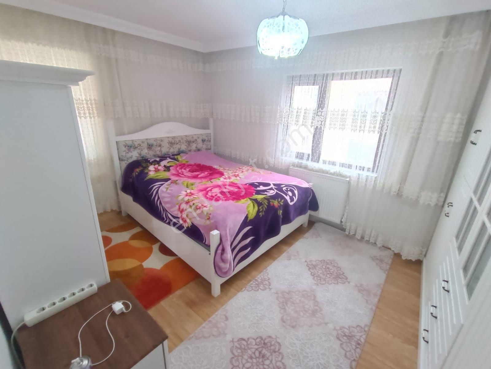 H.gazide Cuma Pazarı Yakını Asansörlü 3.kat 3+1 Ön Cephe Satılık Daire Miz Krediye Uygundur - Görsel 21