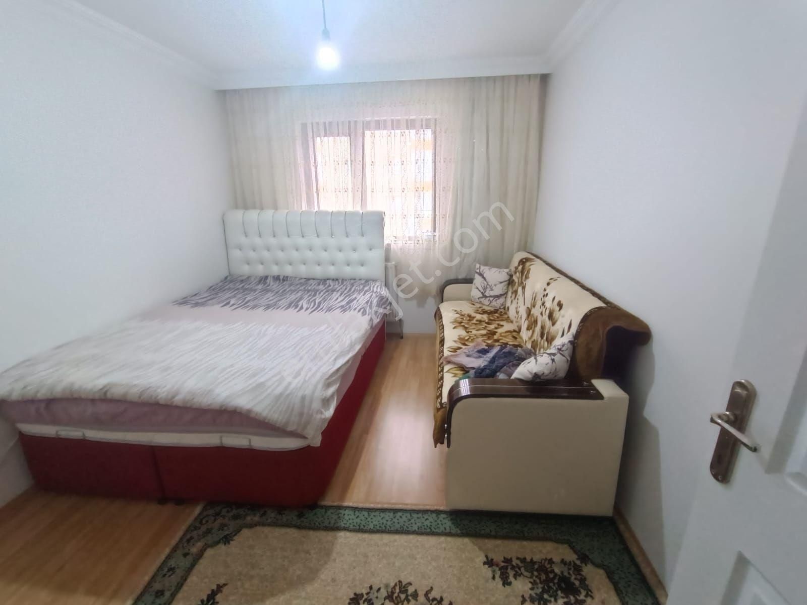 H.gazide Cuma Pazarı Yakını Asansörlü 3.kat 3+1 Ön Cephe Satılık Daire Miz Krediye Uygundur - Görsel 6