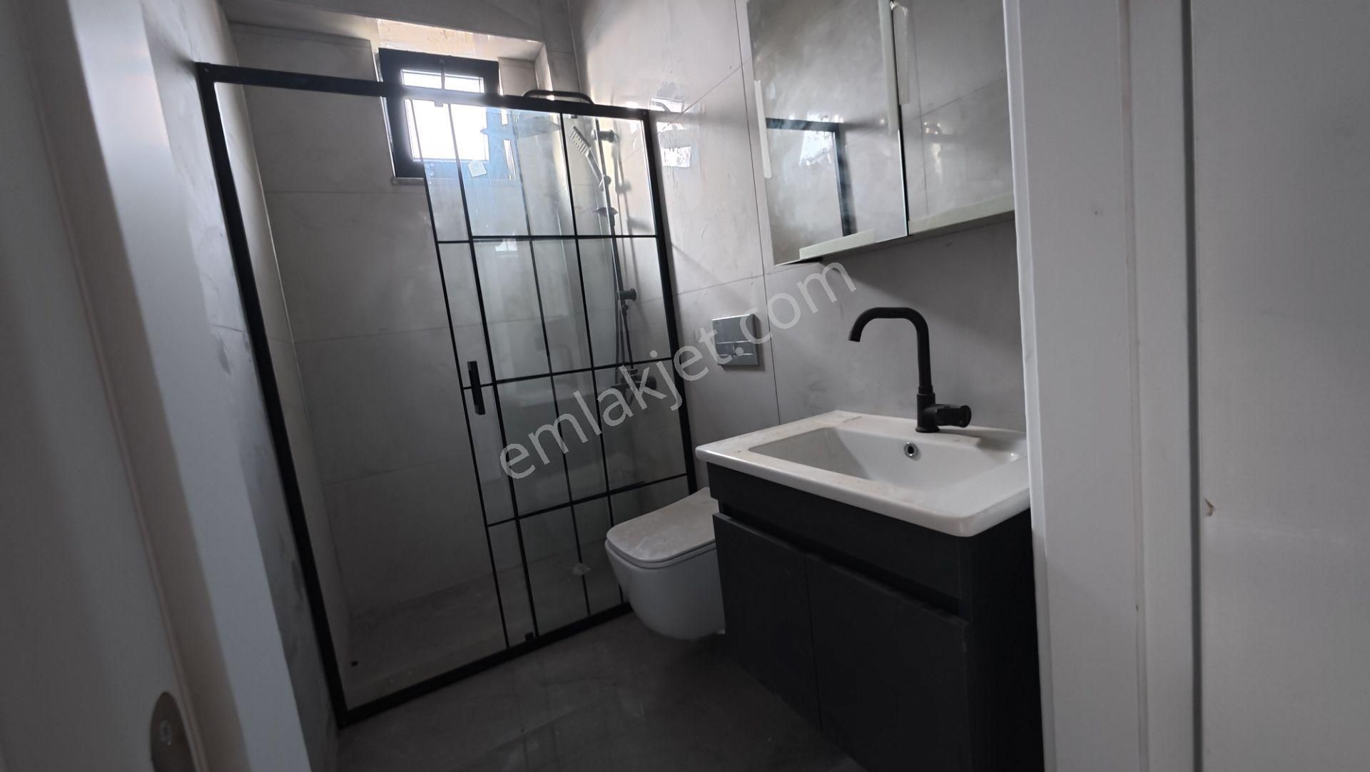 Kocaali’de Satılık 3+1 Villa Sıfır Ve Modern Mimari - Görsel 15