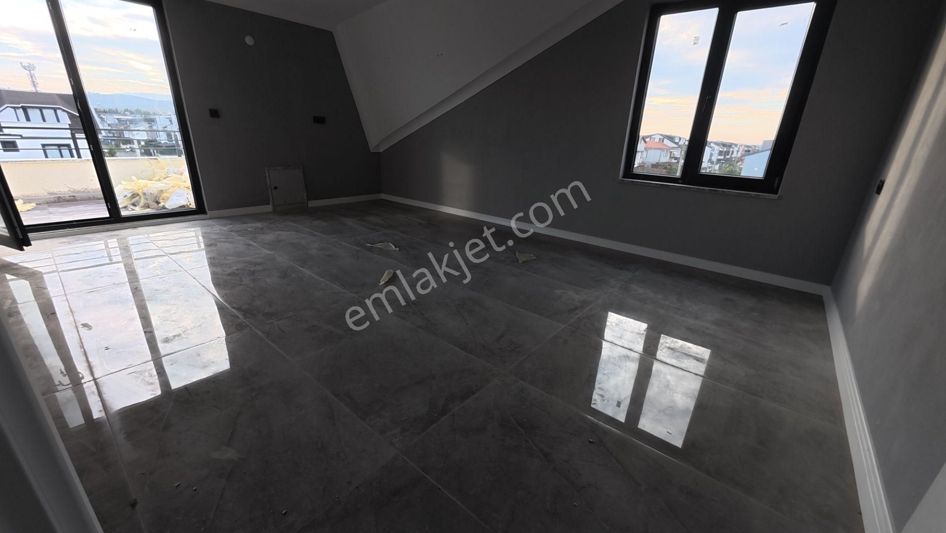 Kocaali’de Satılık 3+1 Villa Sıfır Ve Modern Mimari - Görsel 18