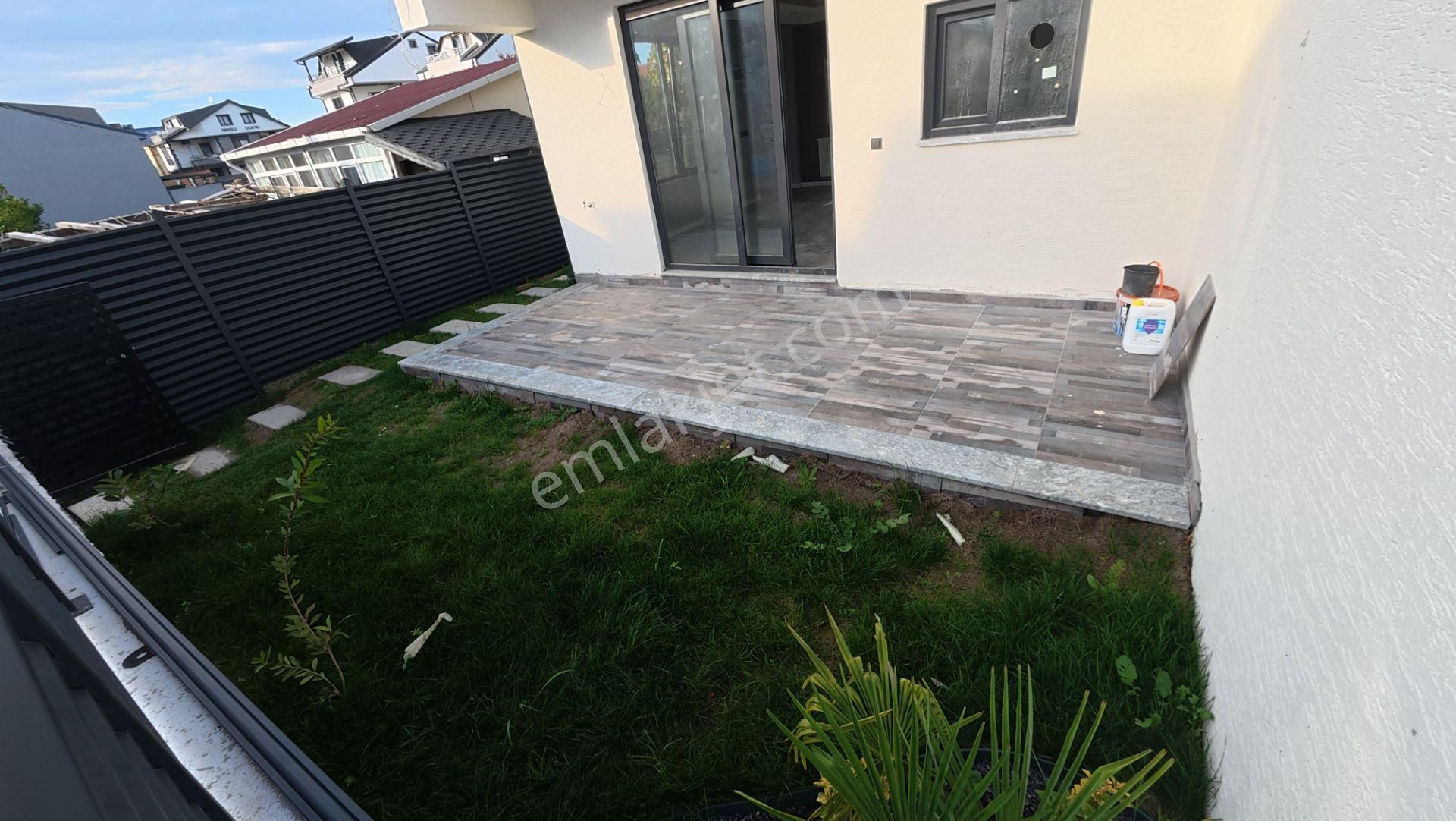 Kocaali’de Satılık 3+1 Villa Sıfır Ve Modern Mimari - Görsel 3