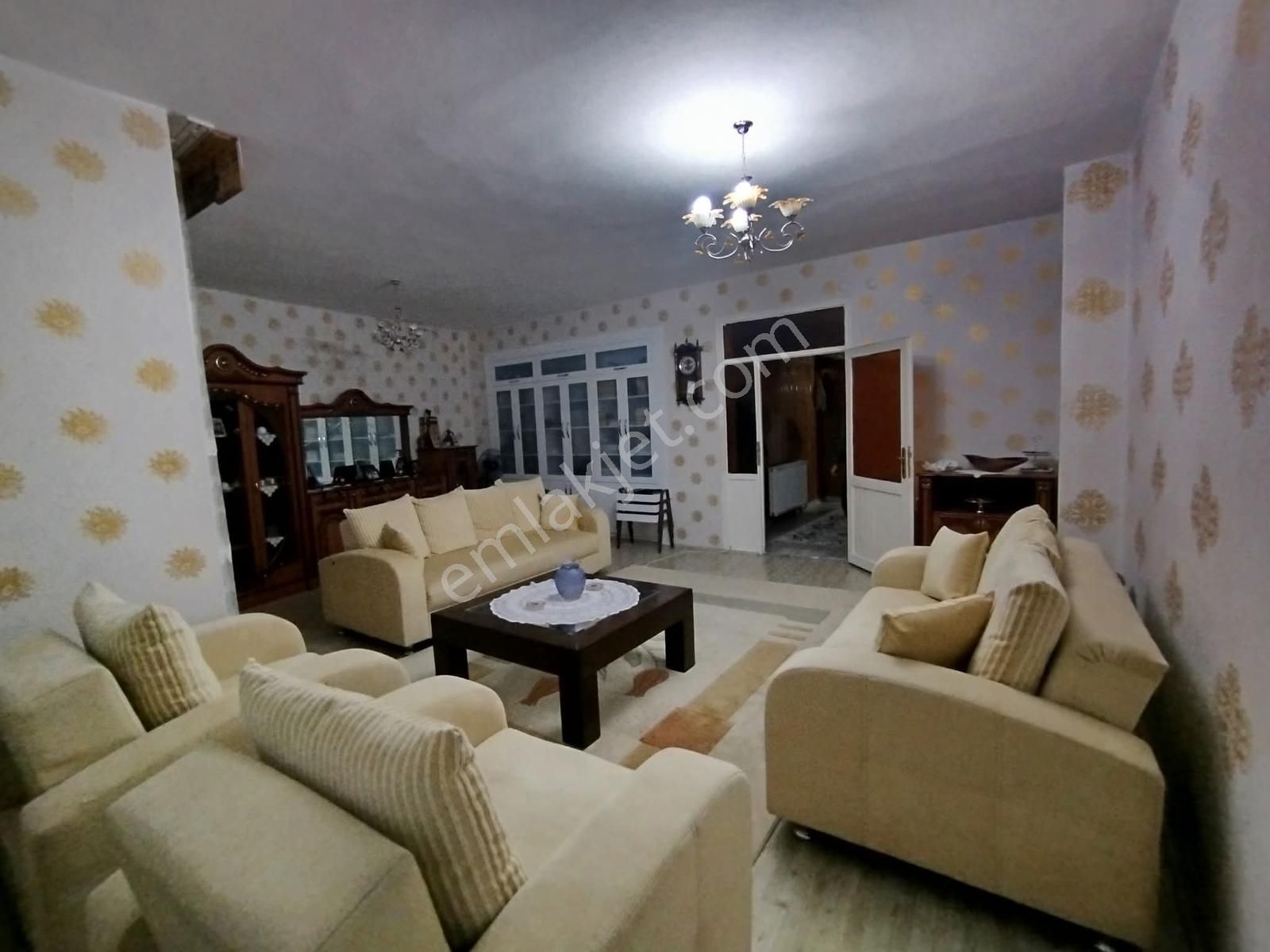 Fatih Işıklar Mahallesinde 4+1 Arakat İçi Yapılı Daire - Görsel 16