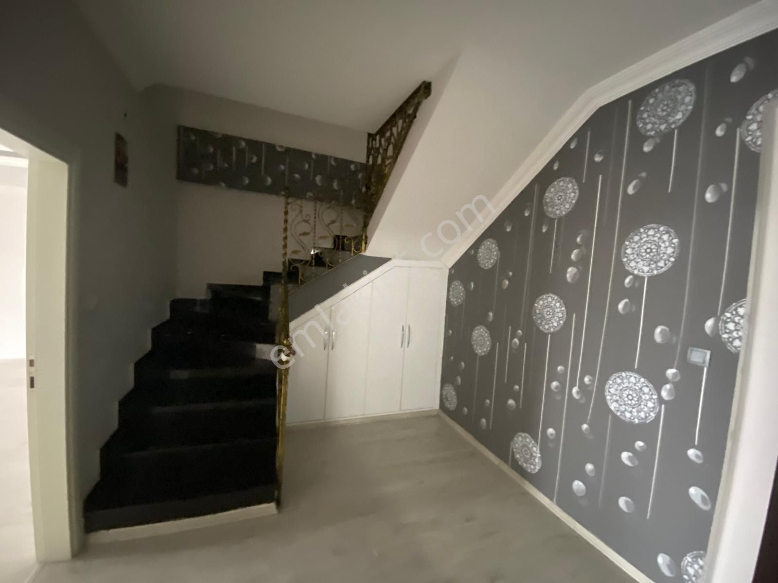 Trabzon Yomra'da Kiralık Arakat Dubleks Daire - Görsel 11