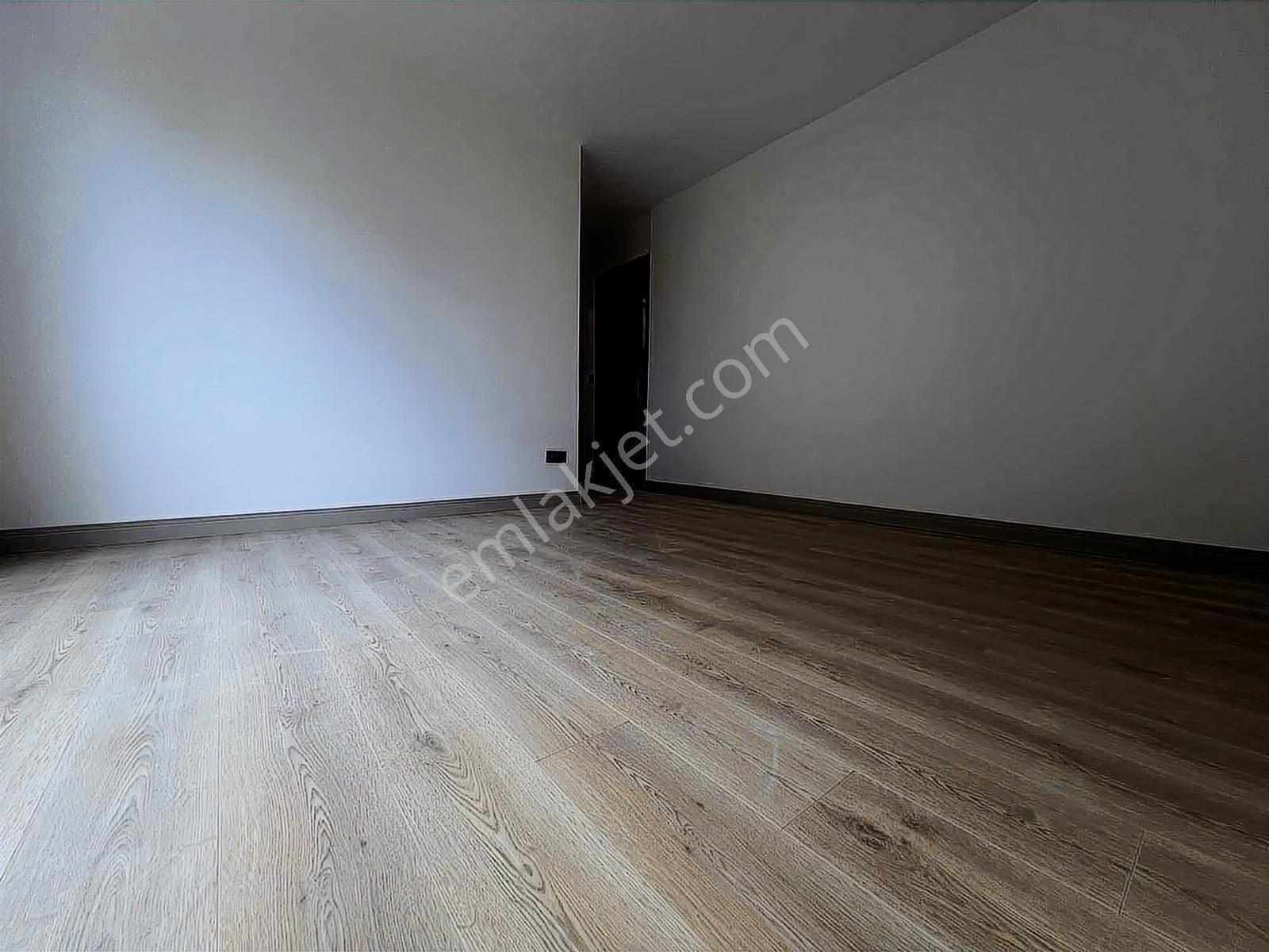 Çengelköy Vera Sitesinde Ferah Önü Açık 135 M² 3+1 Daire - Görsel 10