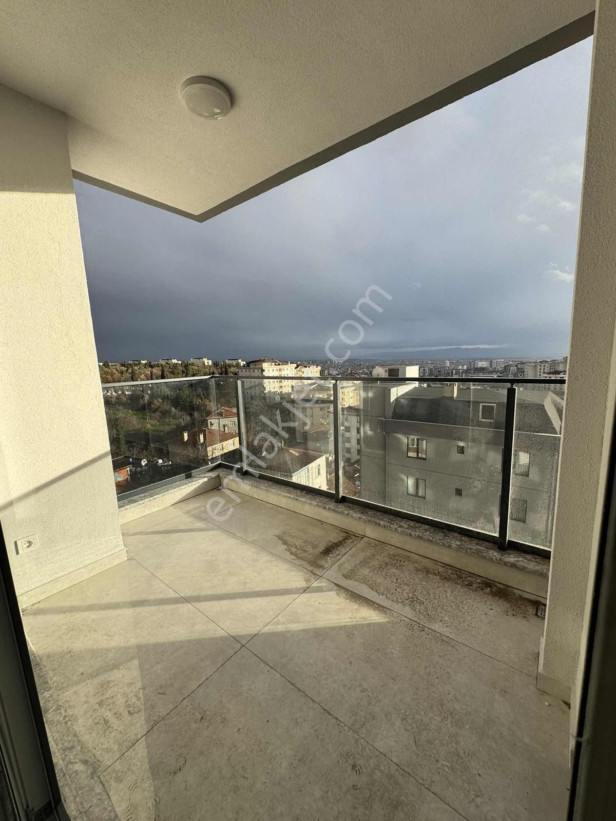 Velibabada Deniz Manzaralı Kiralık Daire - Görsel 17
