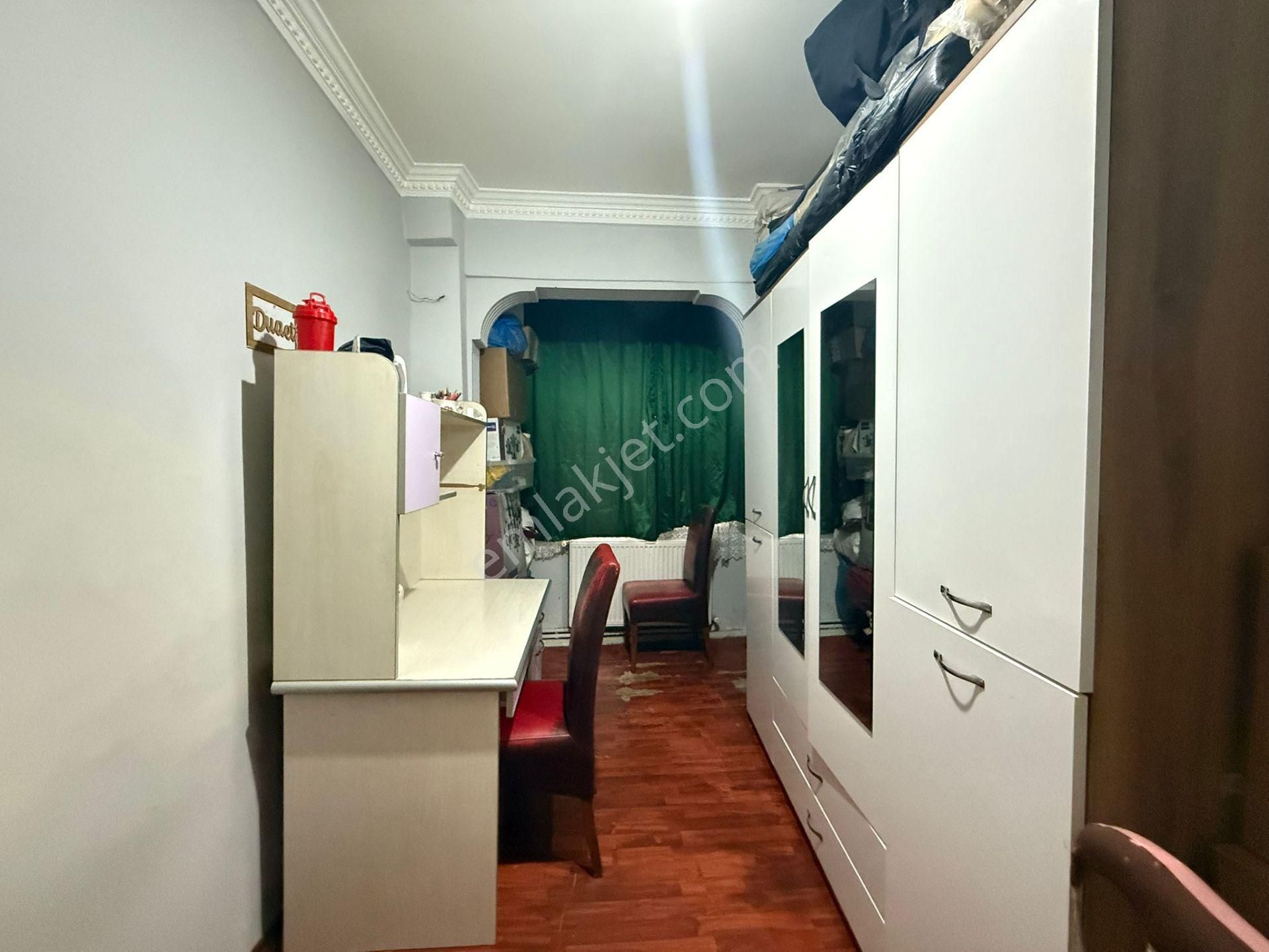 Satılık 4+1 Merkezi Konumlu Metro Ve Belediye Yanı 150m2 Dubleks Müstakil Ev - Görsel 13