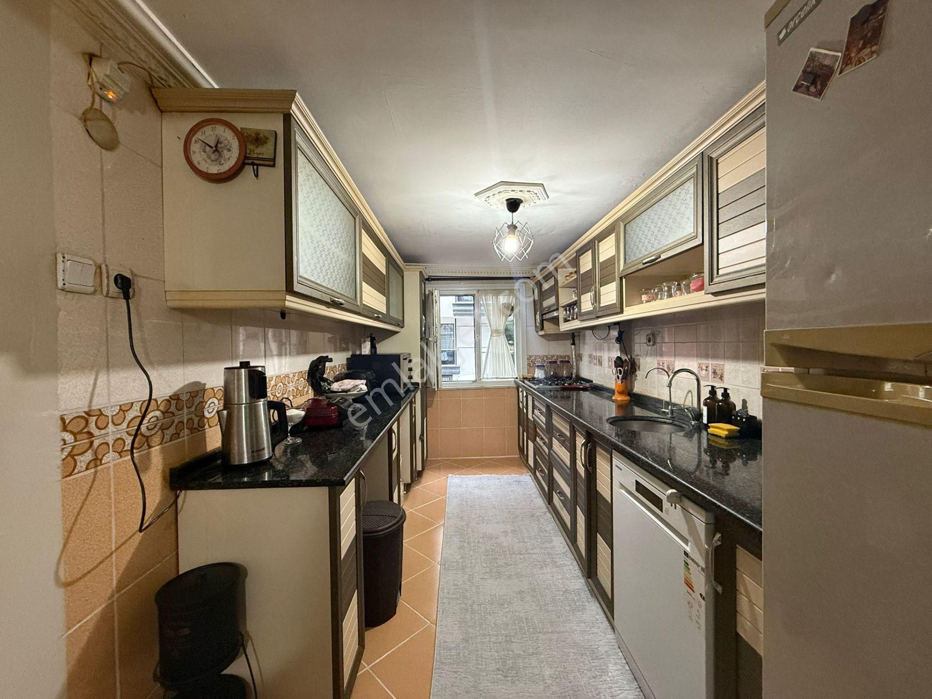 Satılık 4+1 Merkezi Konumlu Metro Ve Belediye Yanı 150m2 Dubleks Müstakil Ev - Görsel 2