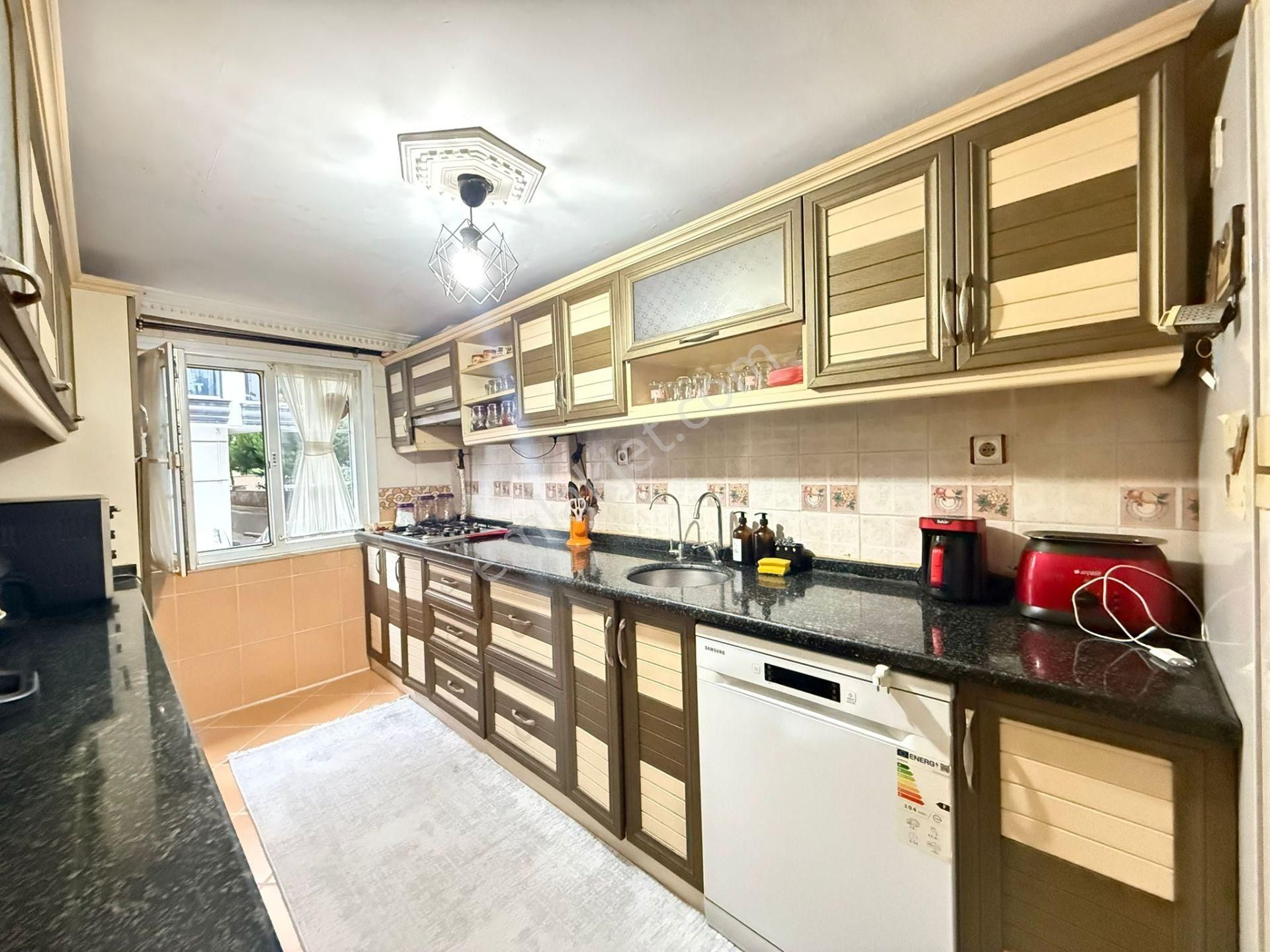 Satılık 4+1 Merkezi Konumlu Metro Ve Belediye Yanı 150m2 Dubleks Müstakil Ev - Görsel 19