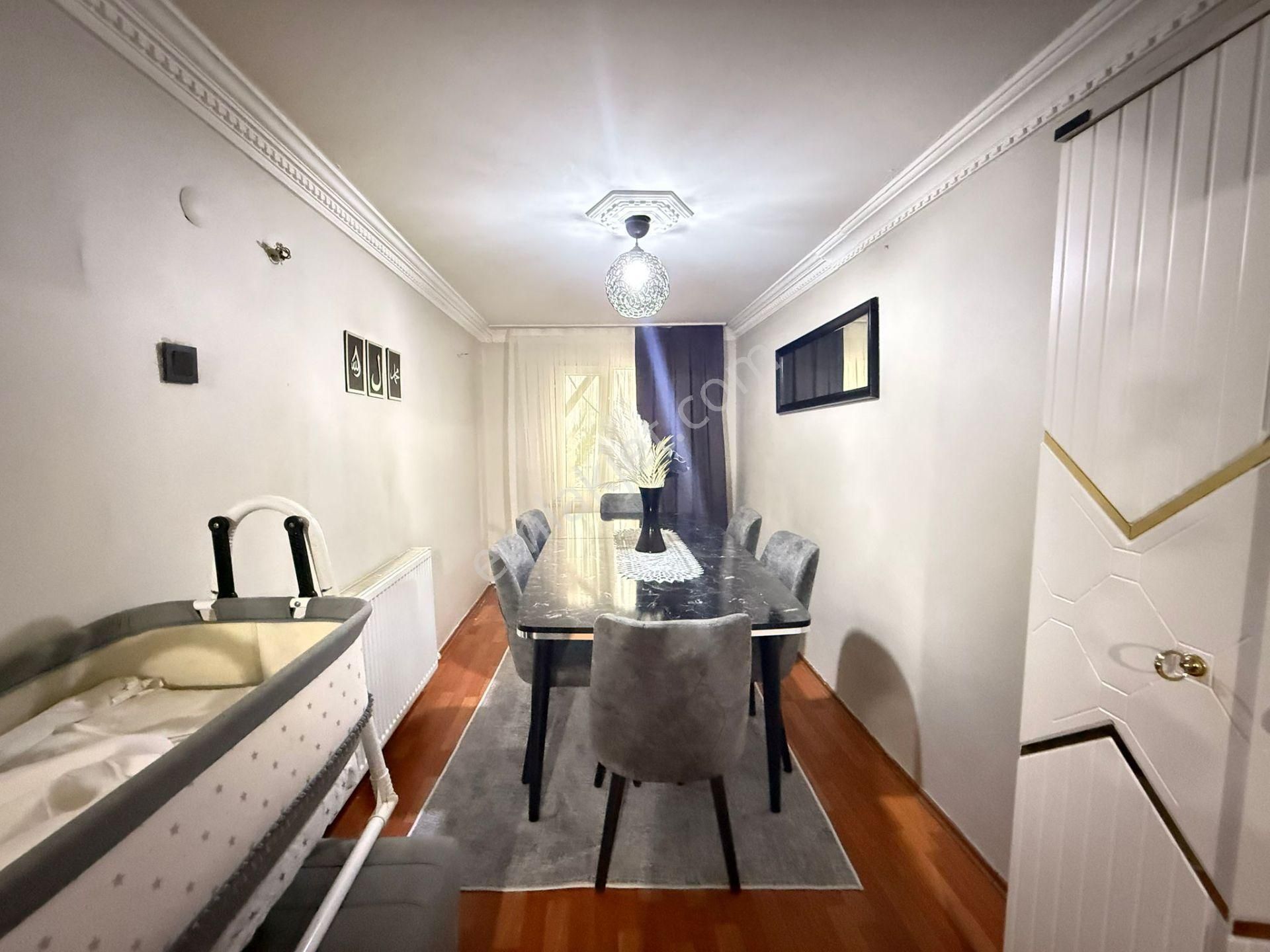 Satılık 4+1 Merkezi Konumlu Metro Ve Belediye Yanı 150m2 Dubleks Müstakil Ev - Görsel 24