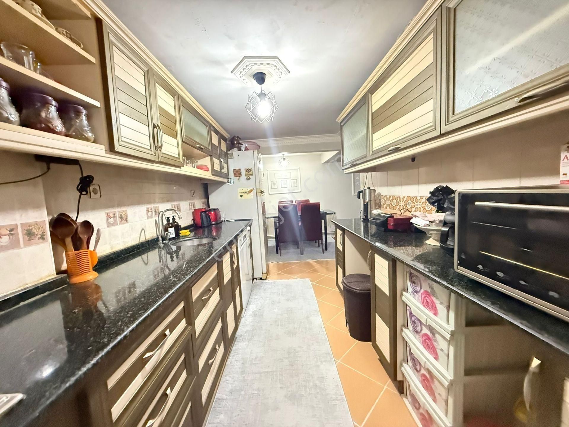 Satılık 4+1 Merkezi Konumlu Metro Ve Belediye Yanı 150m2 Dubleks Müstakil Ev - Görsel 21