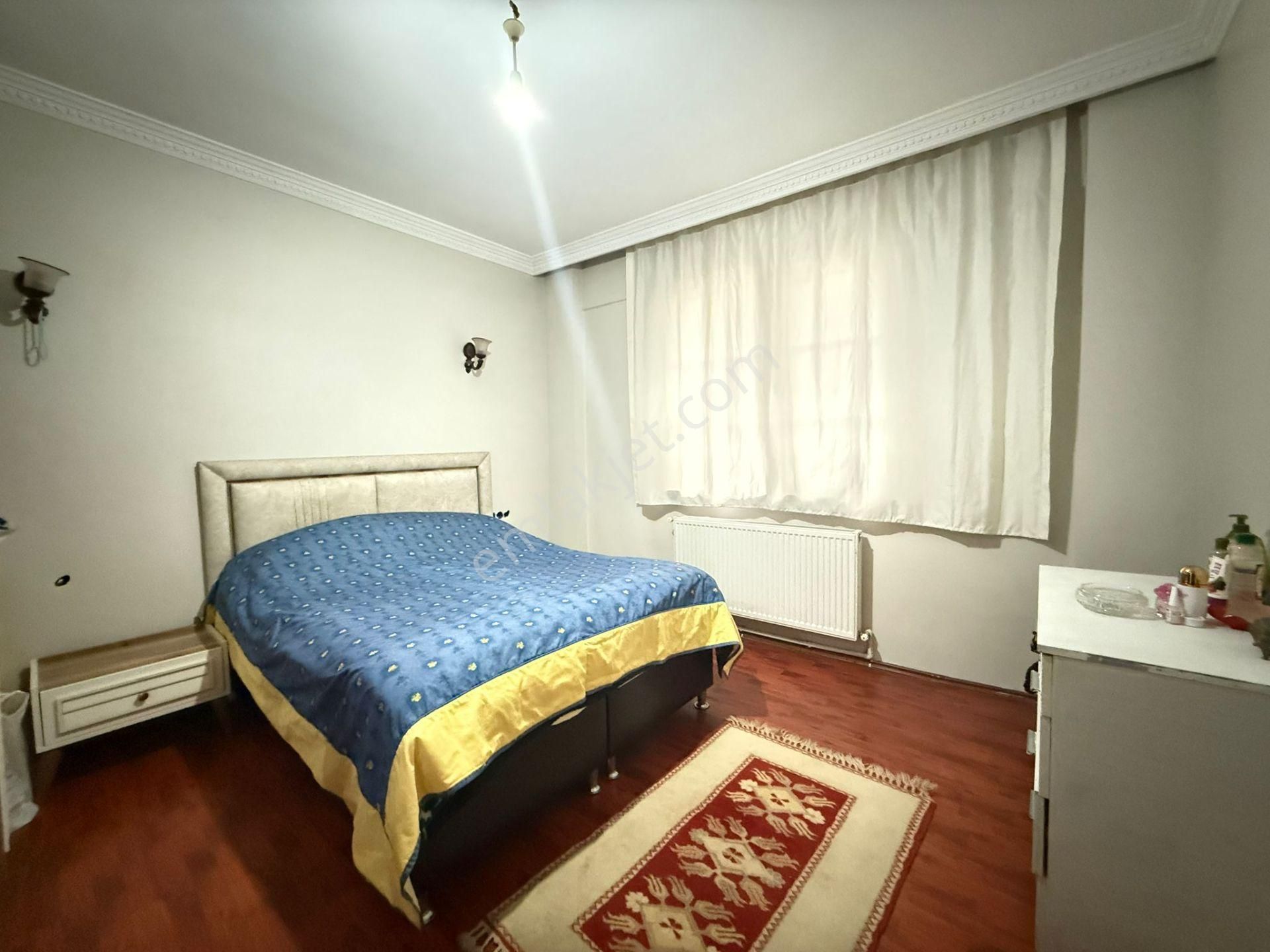 Satılık 4+1 Merkezi Konumlu Metro Ve Belediye Yanı 150m2 Dubleks Müstakil Ev - Görsel 9