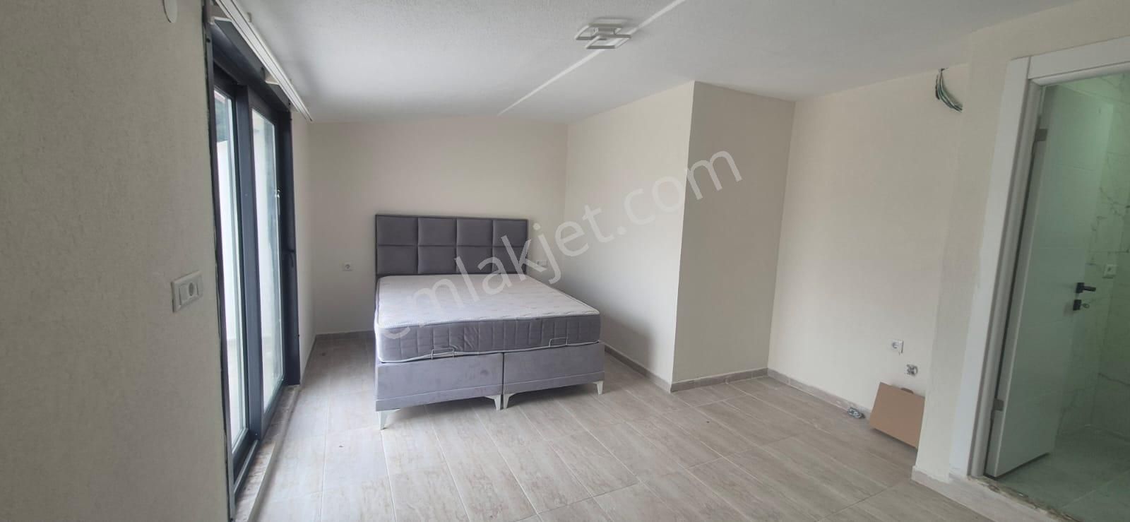 Kuşadası Davutlar Mahallesı Ionıa Evlerınde 4+1 Denız Manzaralı Çatı Dubleks - Görsel 4