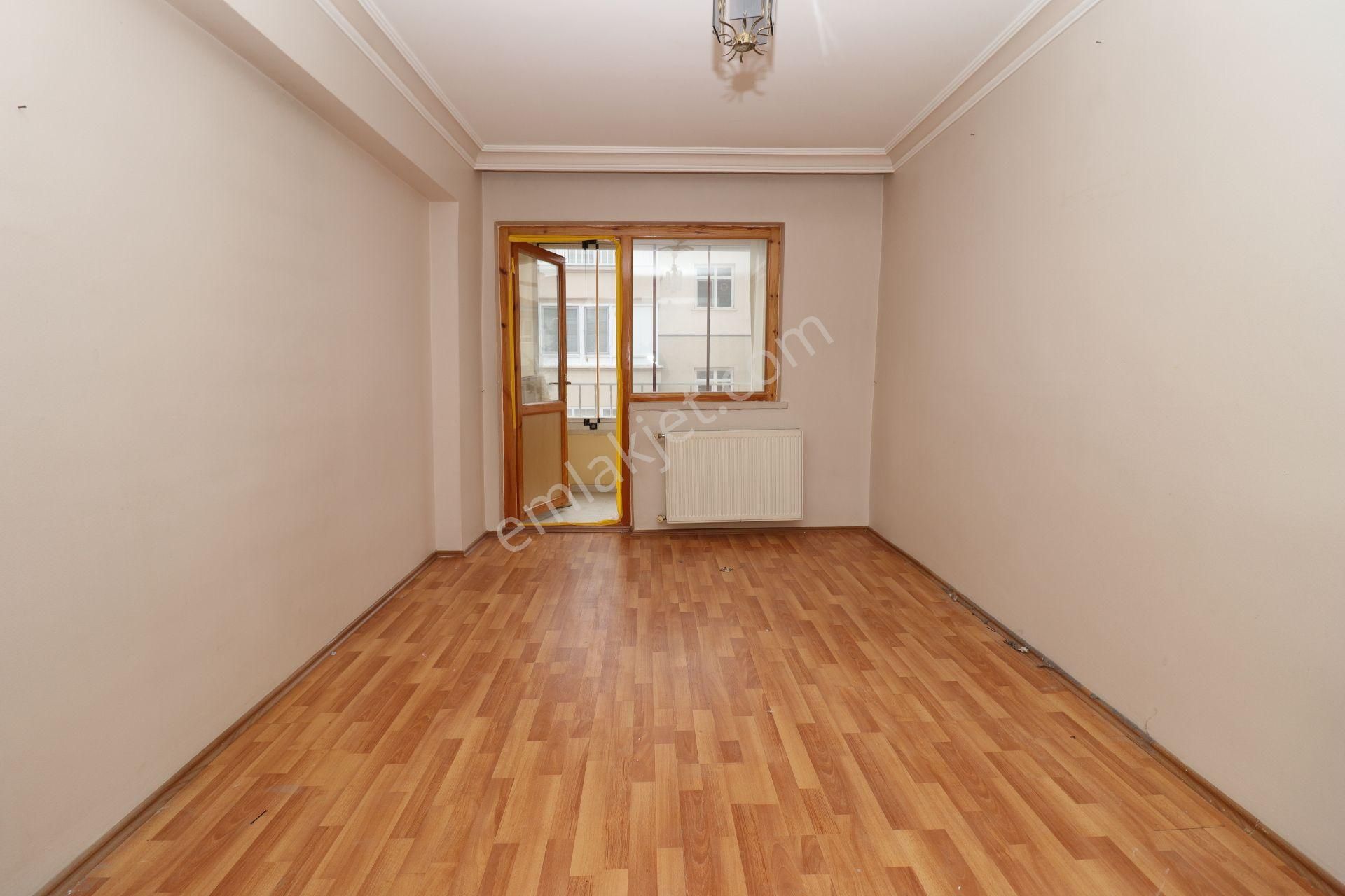 Akif'ten Etimesgut Elvan'da Önü Açık 3+1 Boş Üç Balkonlu Satılık Daire - Görsel 11