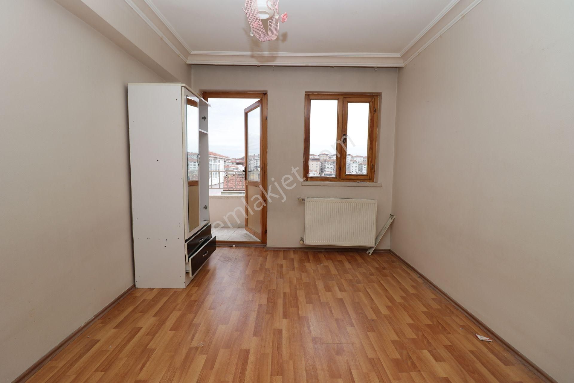 Akif'ten Etimesgut Elvan'da Önü Açık 3+1 Boş Üç Balkonlu Satılık Daire - Görsel 14