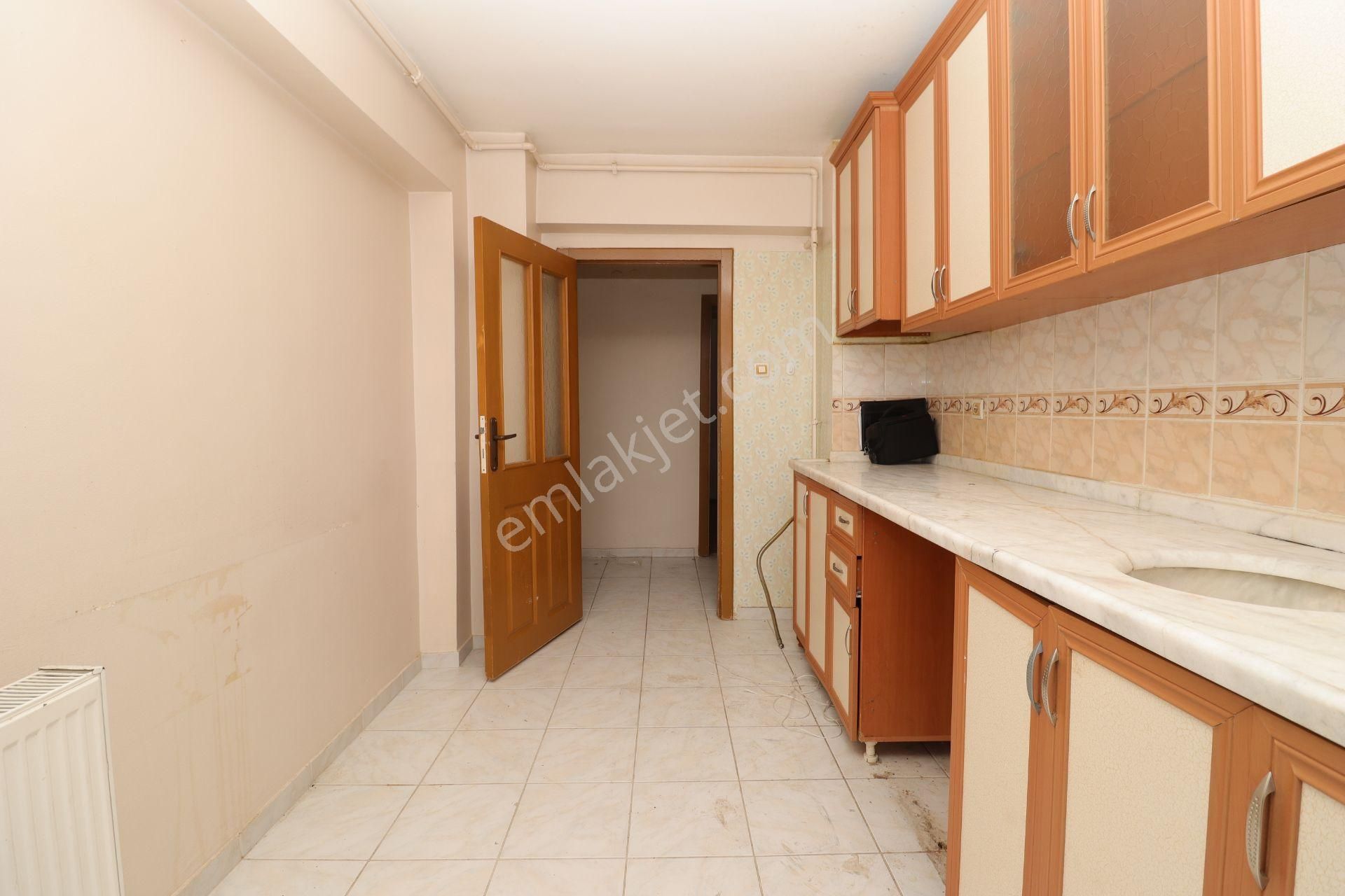 Akif'ten Etimesgut Elvan'da Önü Açık 3+1 Boş Üç Balkonlu Satılık Daire - Görsel 5