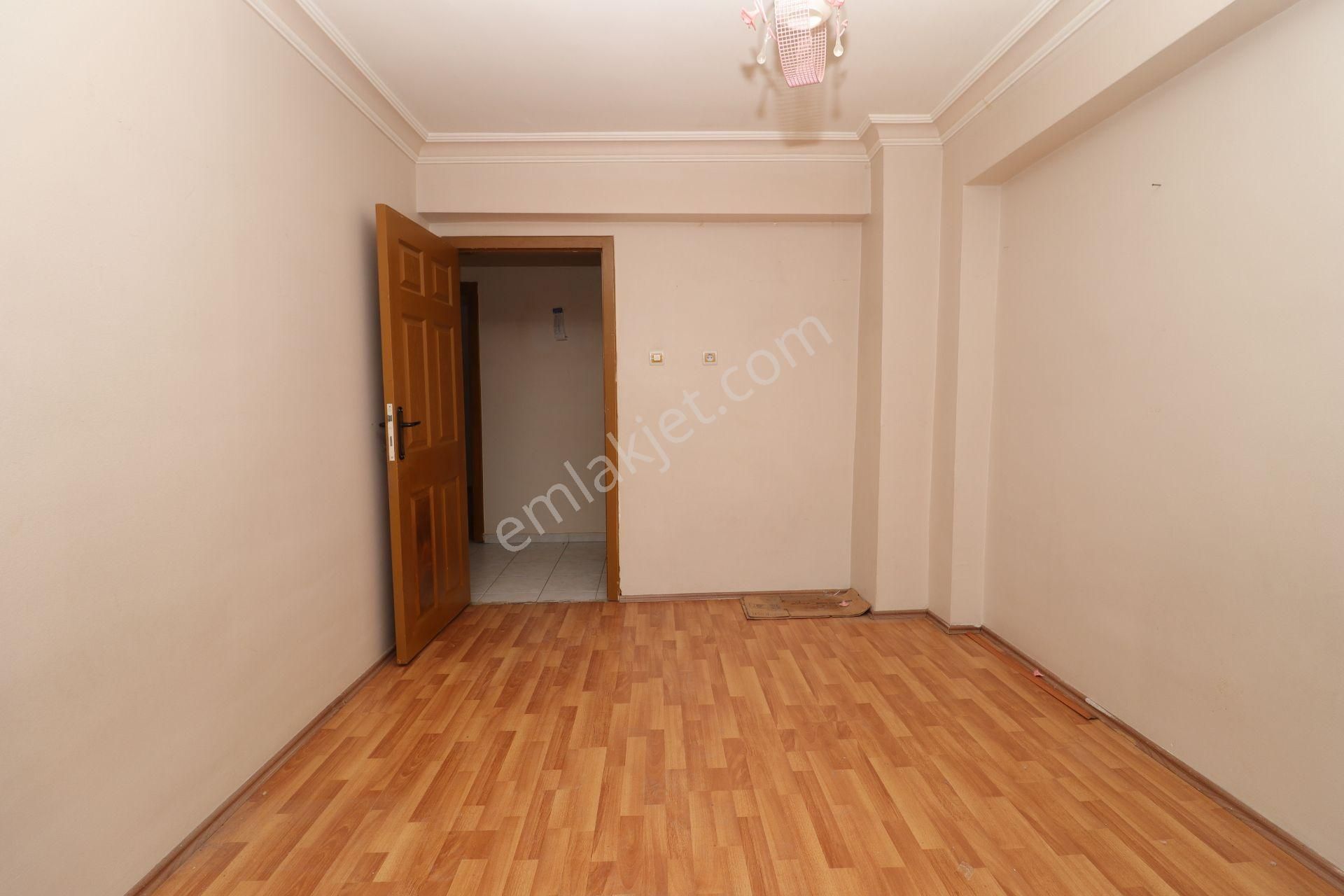 Akif'ten Etimesgut Elvan'da Önü Açık 3+1 Boş Üç Balkonlu Satılık Daire - Görsel 15