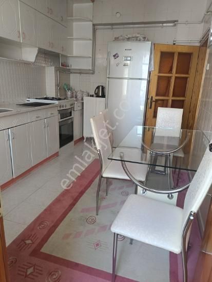 Fatih Işıklar Mahallesinde 3+1 Arakat Asansörlü Daire - Görsel 9