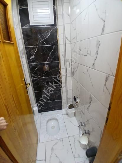 Fatih Işıklar Mahallesinde 3+1 Arakat Asansörlü Daire - Görsel 15