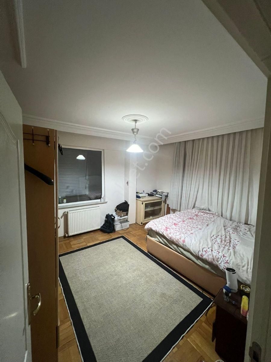 Yeni Mahallede Merkezi Konumda 2+1 110 M2 Ara Kat.. - Görsel 8