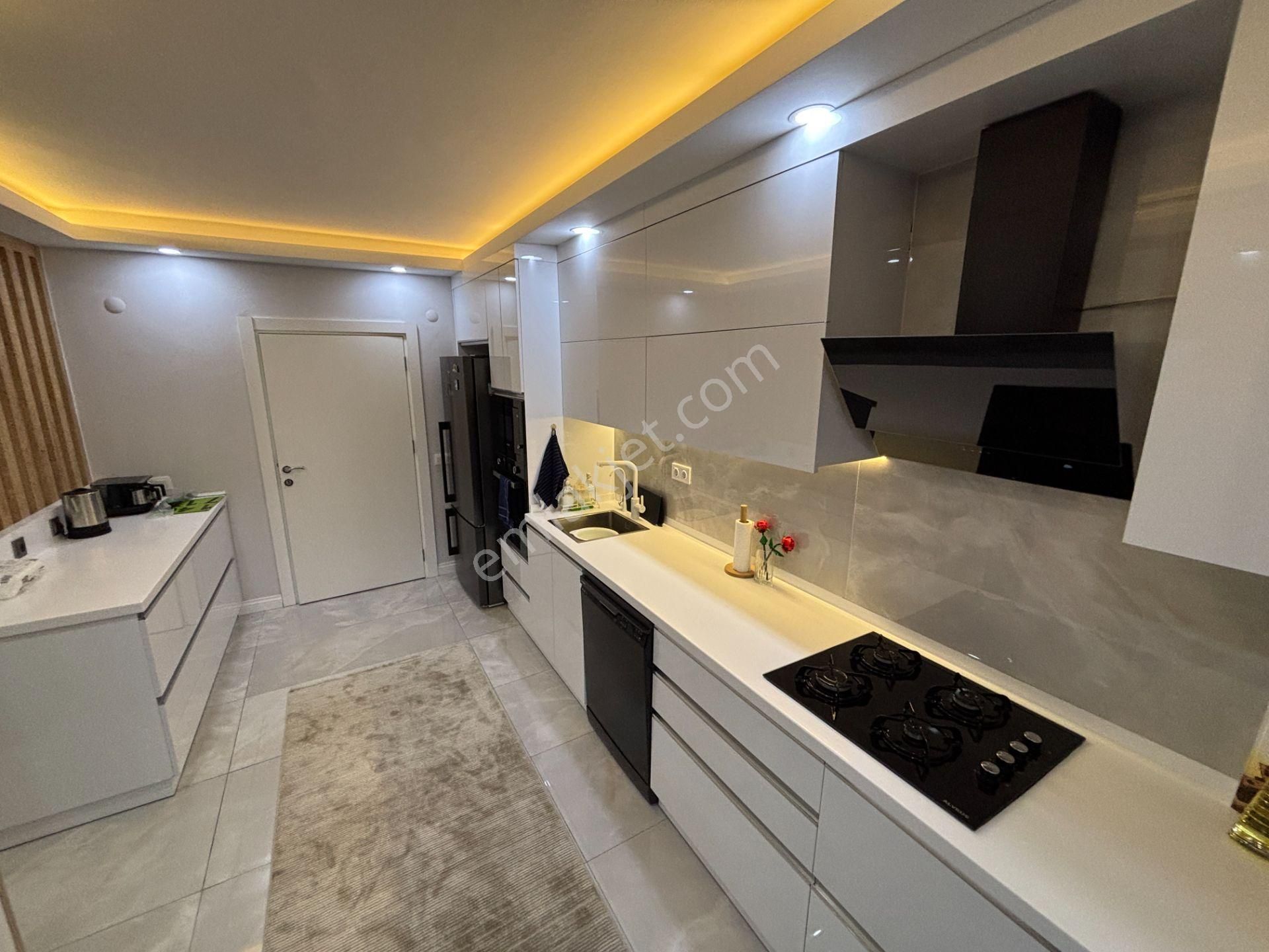 Site İçi Ultra Lüks Cephesi Açık Daire - Görsel 5