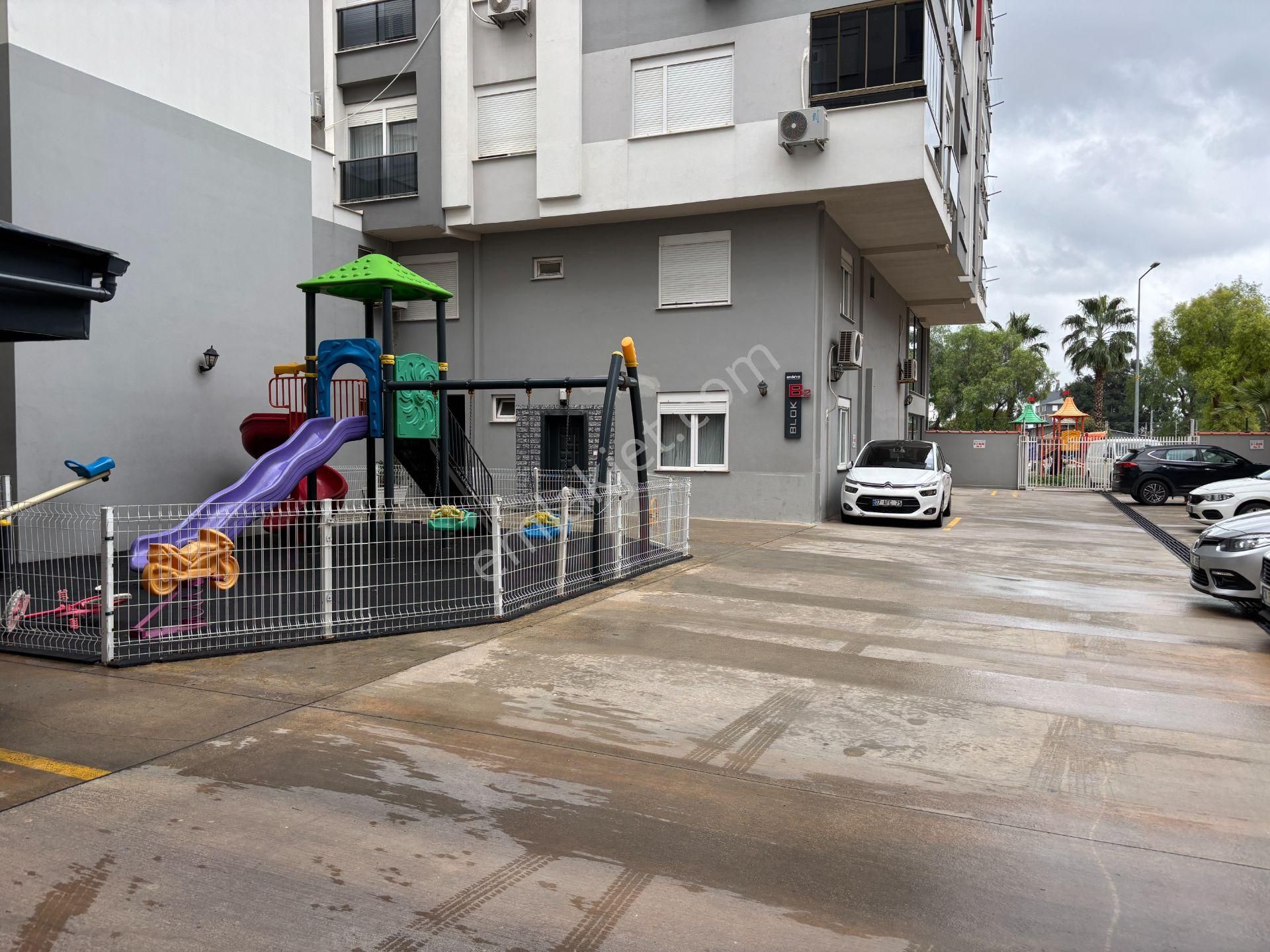 Site İçi Ultra Lüks Cephesi Açık Daire - Görsel 33