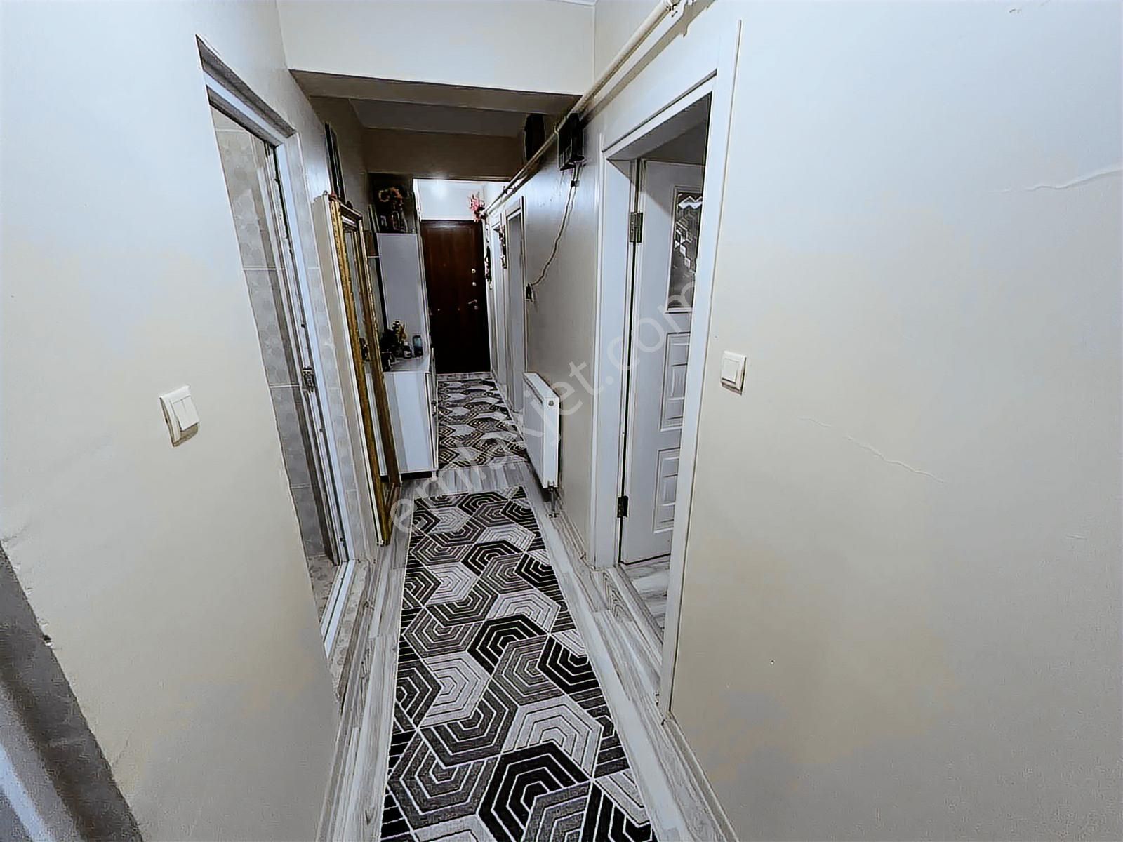 Çerkezköy İstasyon Mahallesi'nde Satılık 2 + 1 Ara Kat Daire - Görsel 4