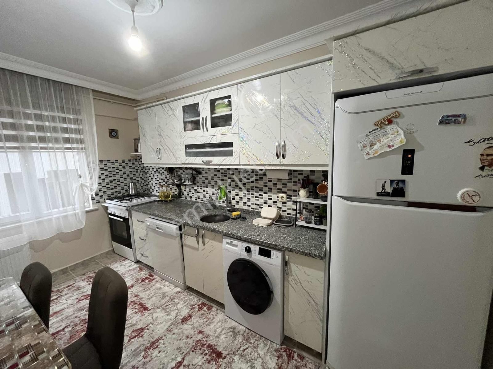 Çerkezköy İstasyon Mahallesi'nde Satılık 2 + 1 Ara Kat Daire - Görsel 17