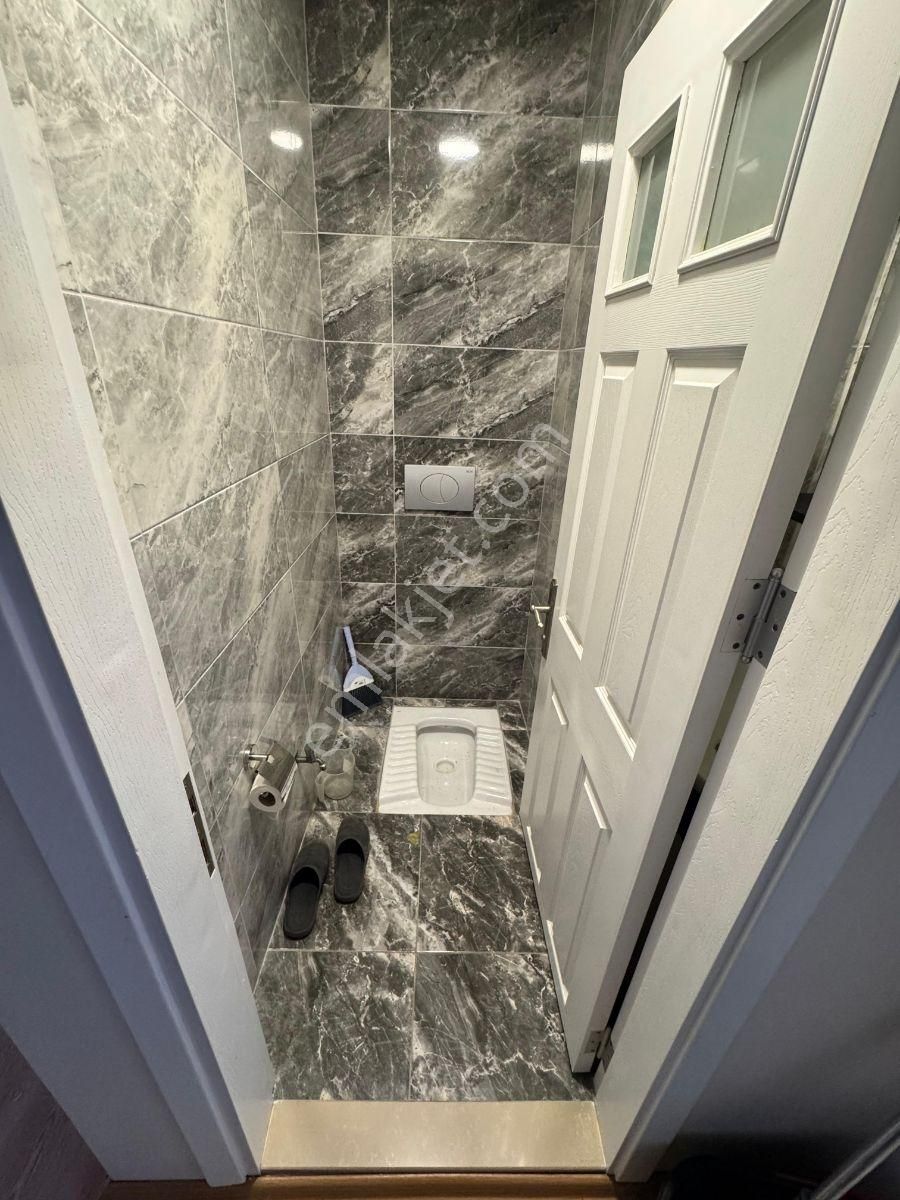 Alp Arslan Lisesine Yakin 2+1 130m2 Terasli Temiz Daire Kombili - Görsel 5