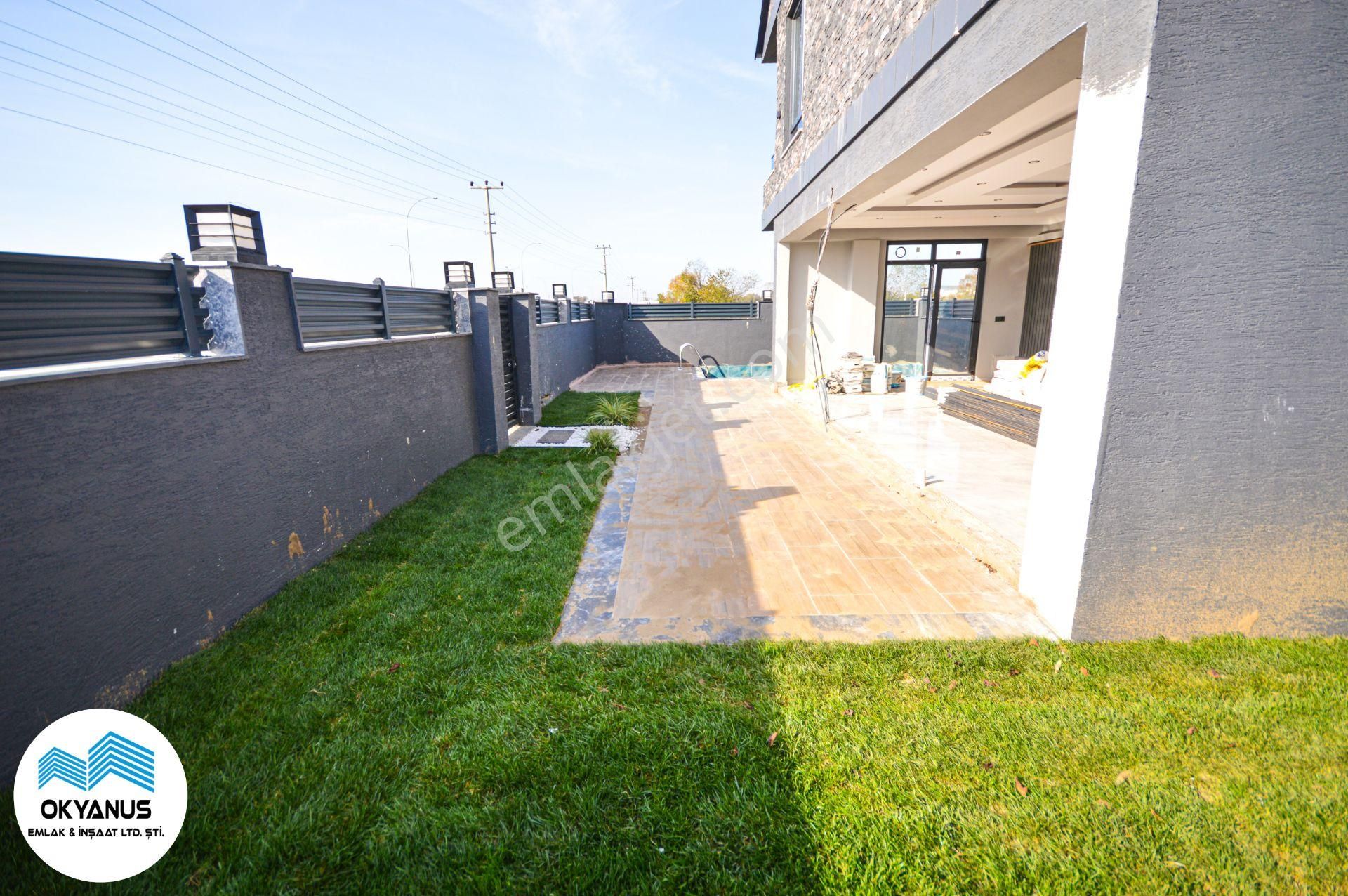 Sakarya Kocaali'de Müstakil Havuzlu Geniş Bahçeli 3+1 Modern Villa - Görsel 11