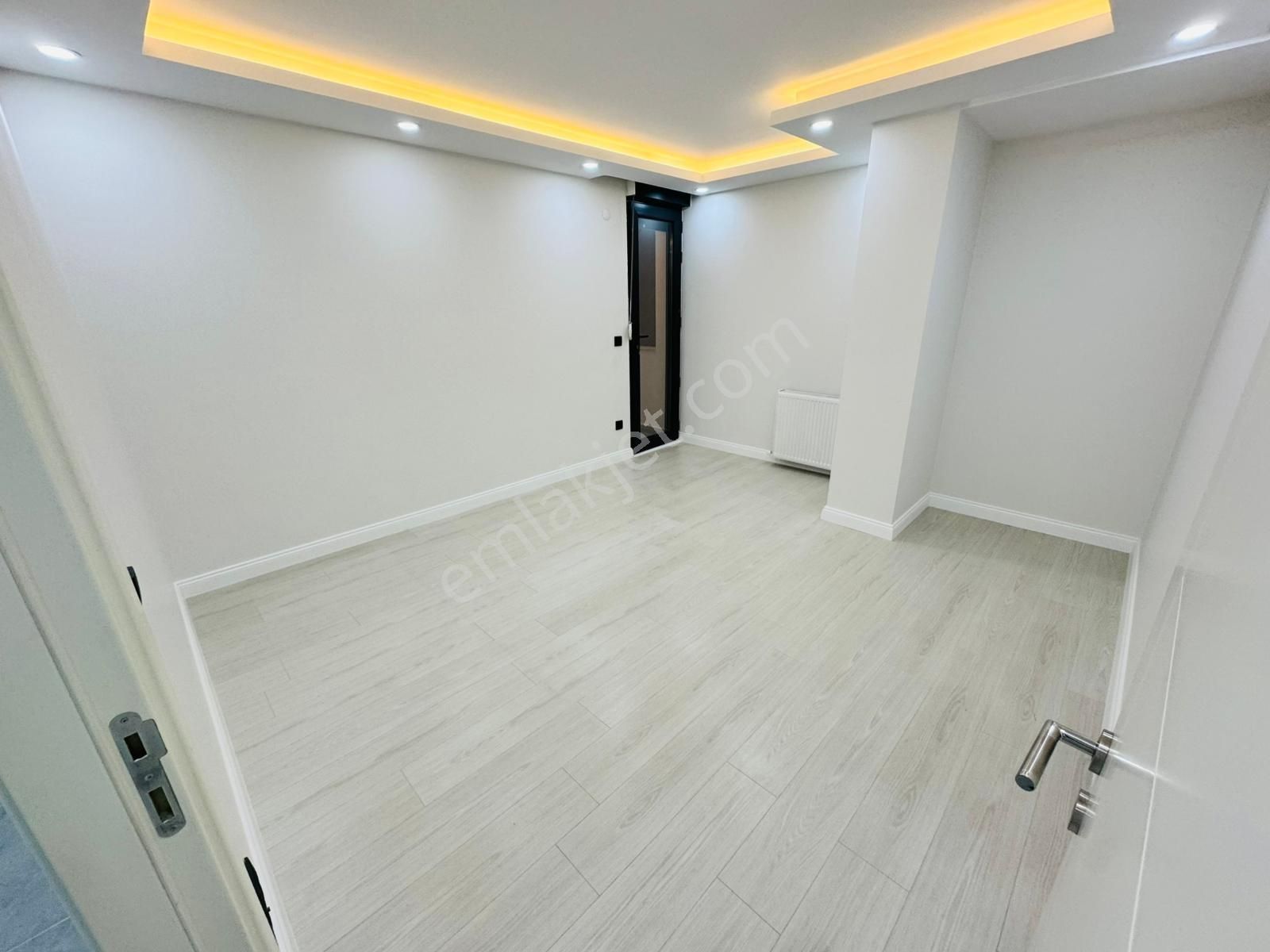 █ Konfor █ Minibüsle E-5 Ortası Tam Merkezde Modern Balkonlu 2+1 - Görsel 2